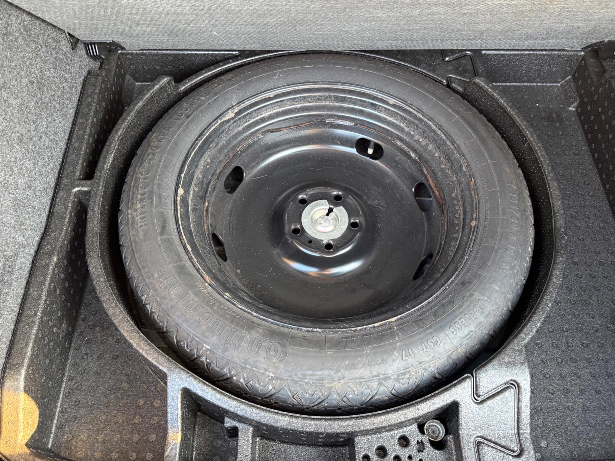 Volkswagen Tiguan - Image 50