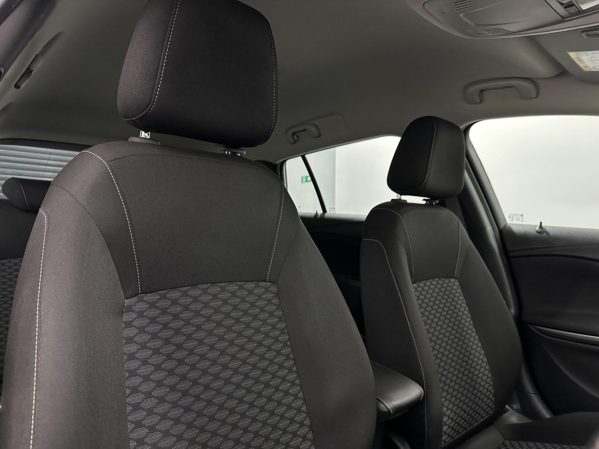 Vauxhall Astra view 31