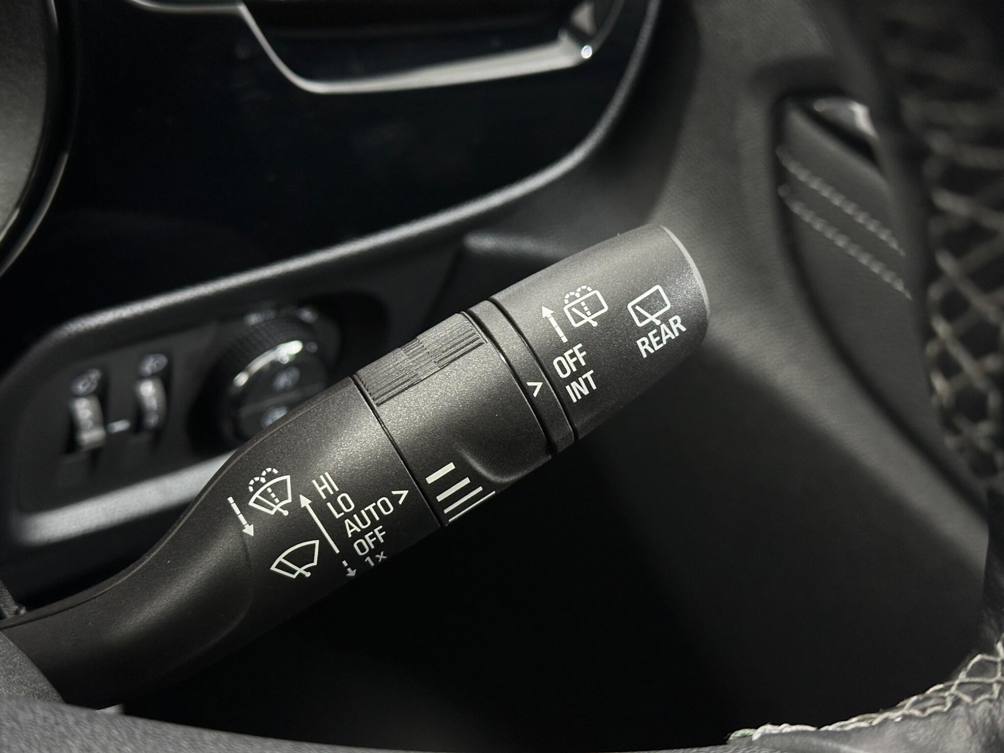 Vauxhall Corsa view 17