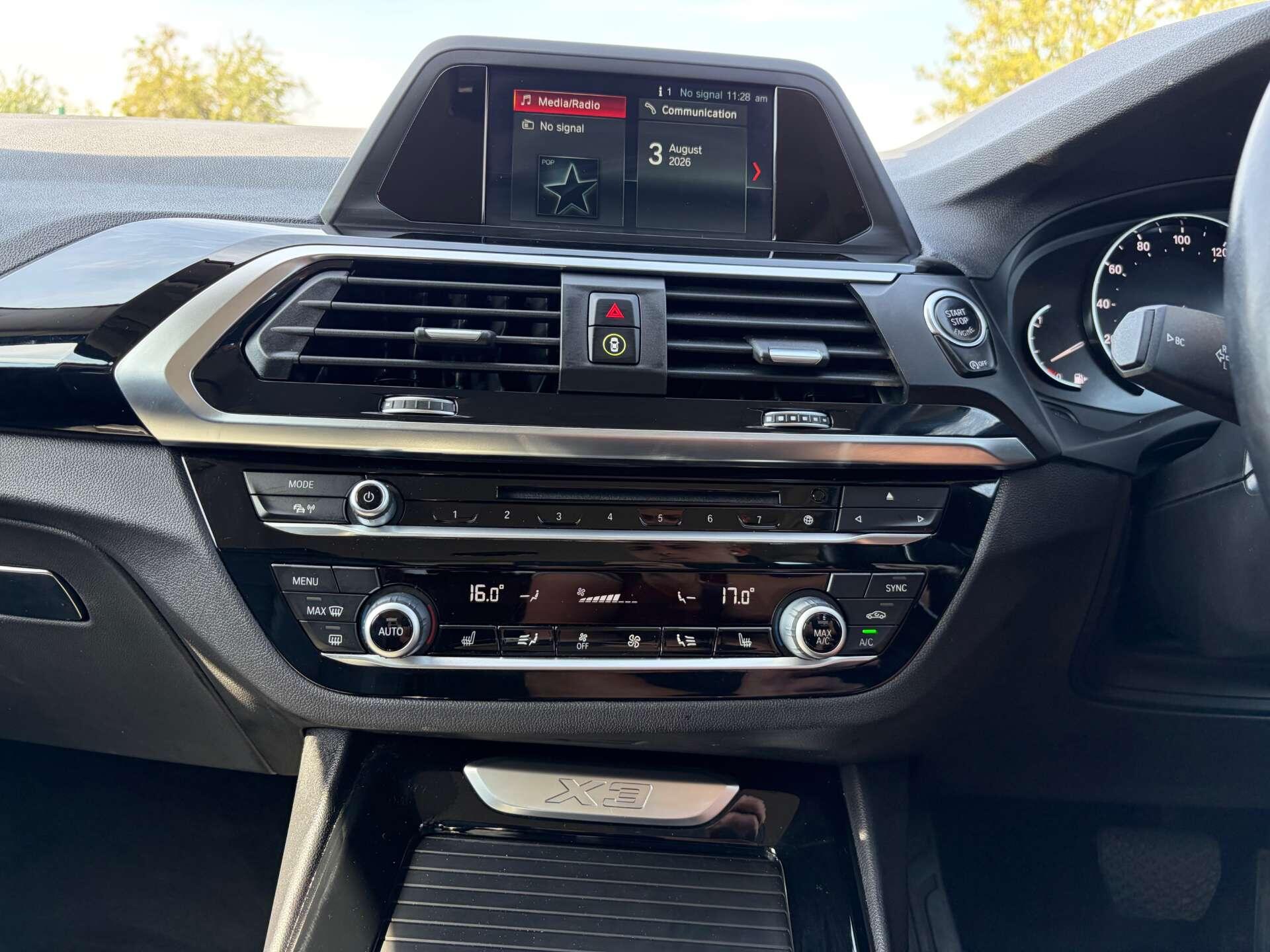BMW X3 view 44