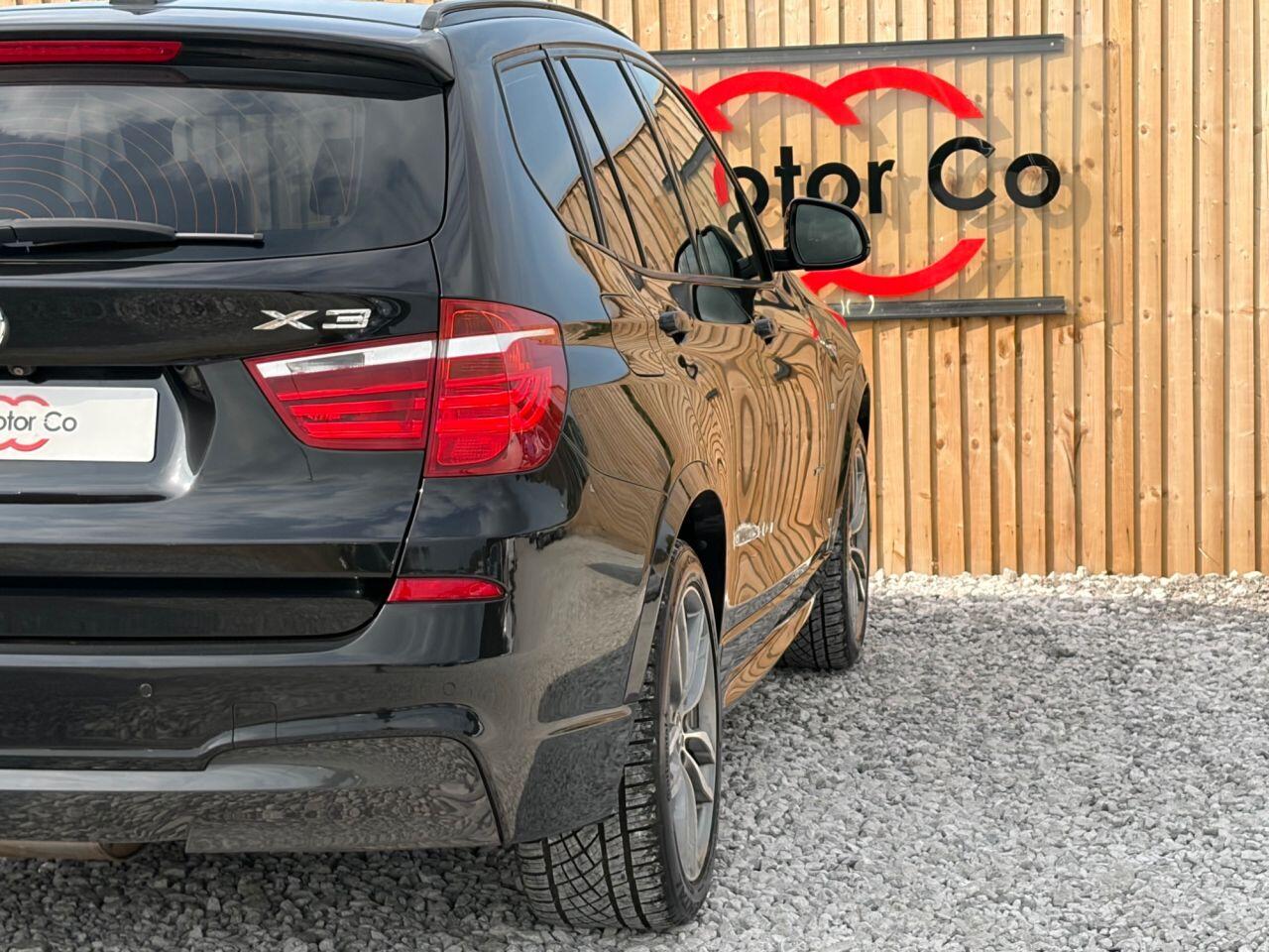 BMW X3 view 12