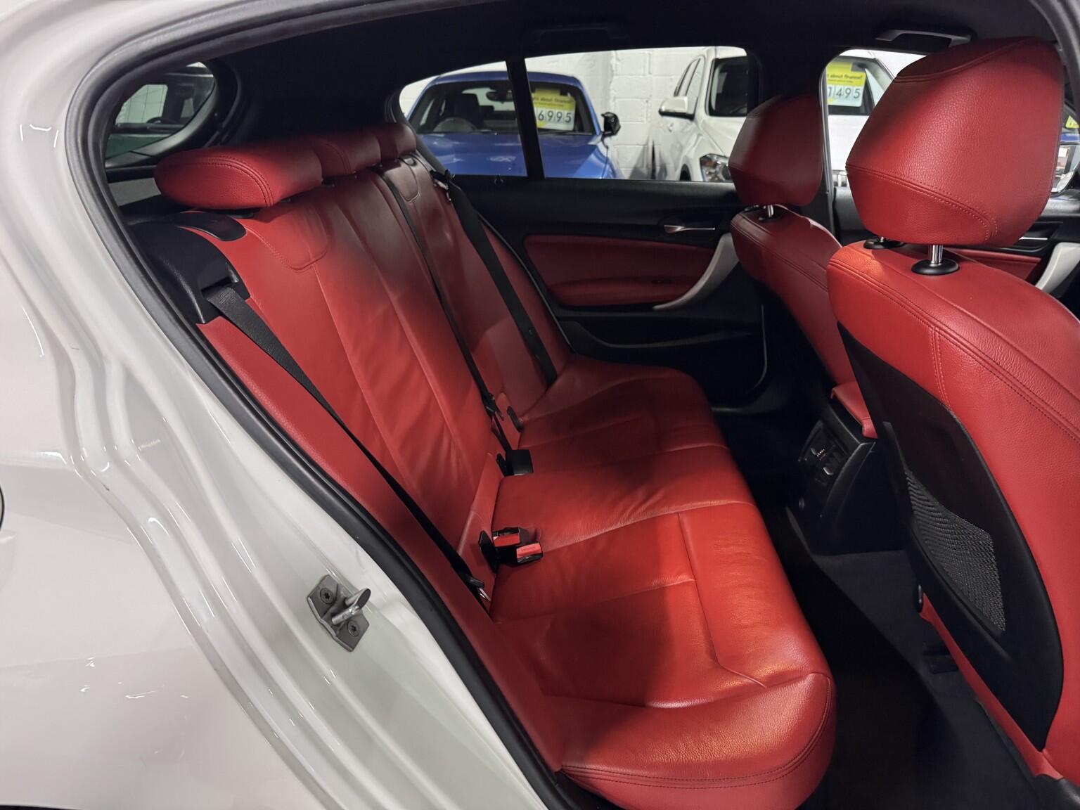 BMW 1 Series view 30