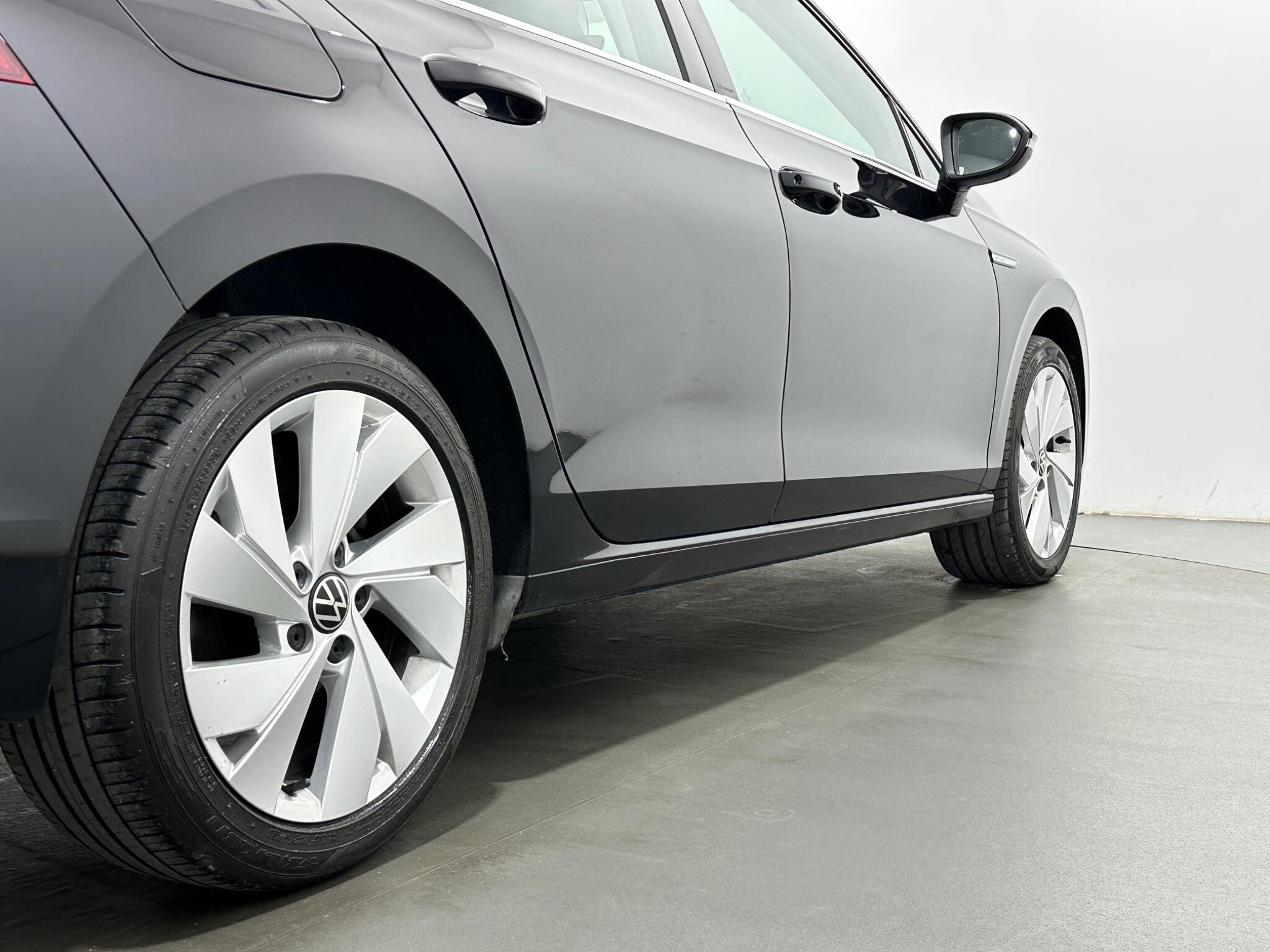 Volkswagen Golf view 49