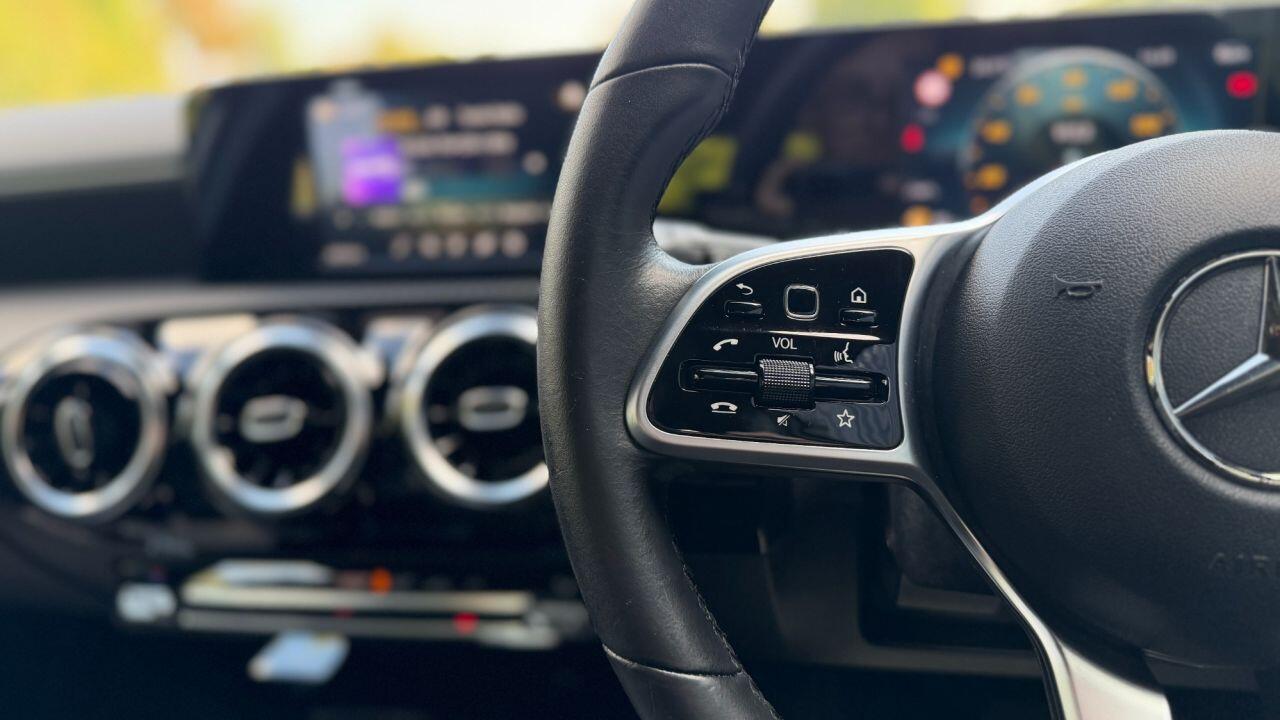Mercedes-Benz A-Class view 23