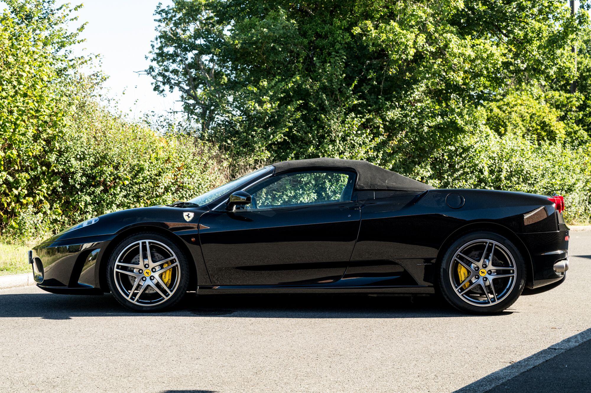 Ferrari F430 view 5