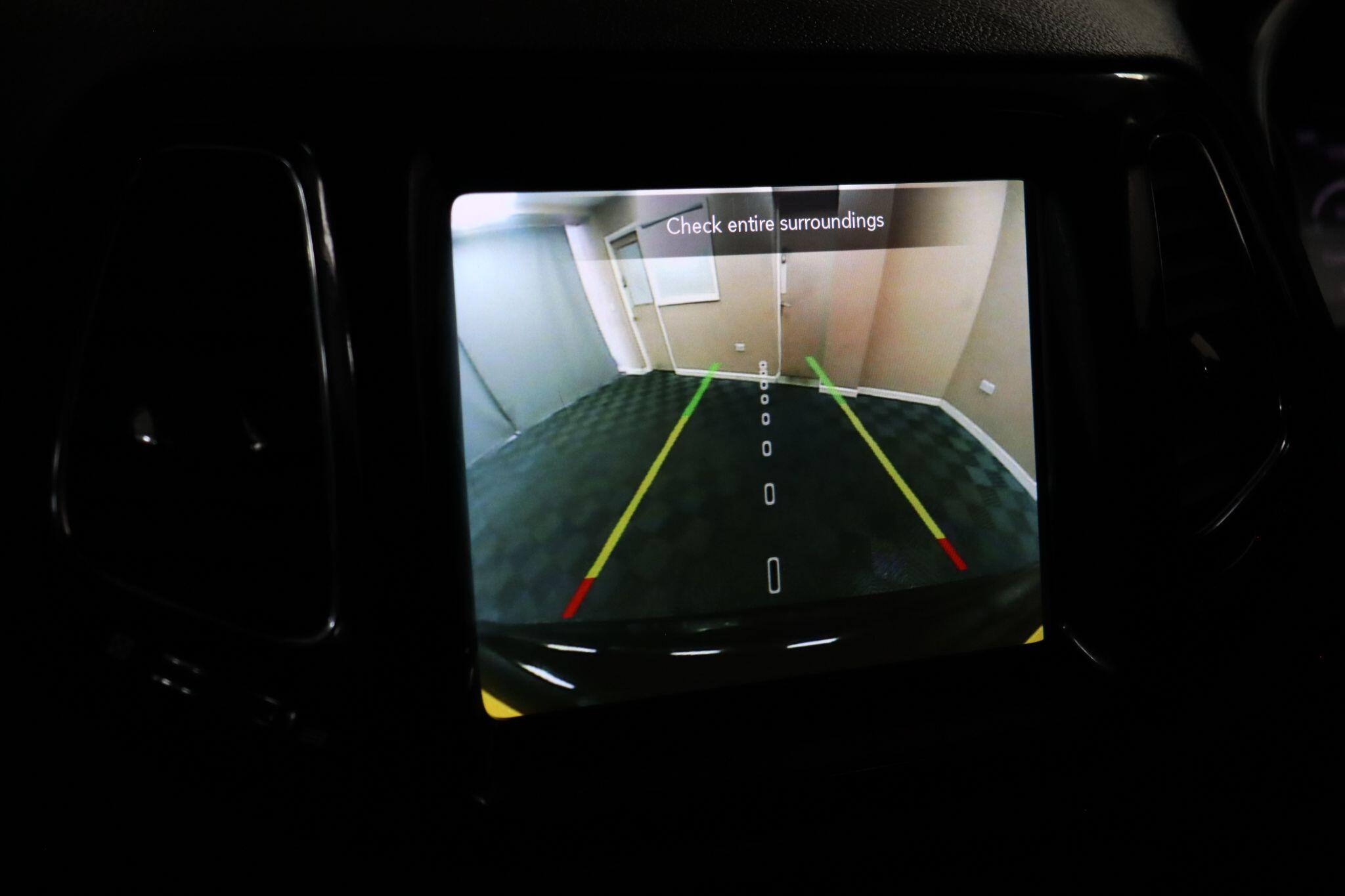 Jeep Compass view 37