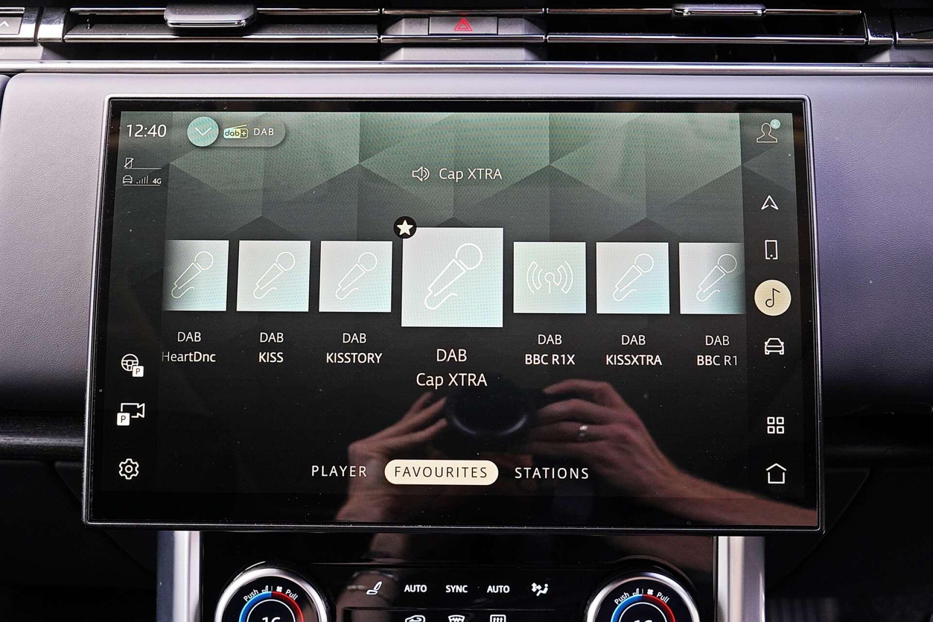 Land Rover Range Rover view 34