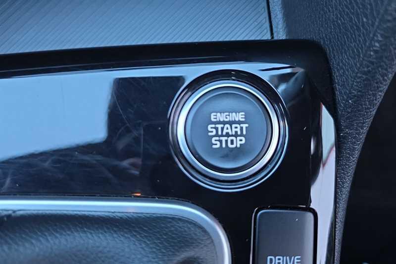 Kia Sportage view 34