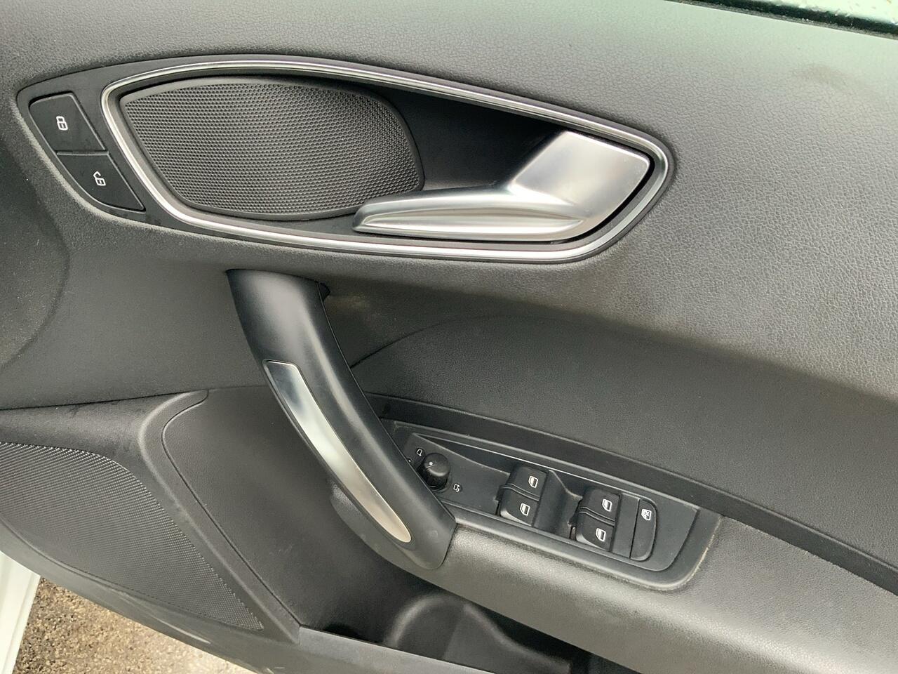Audi A1 view 12