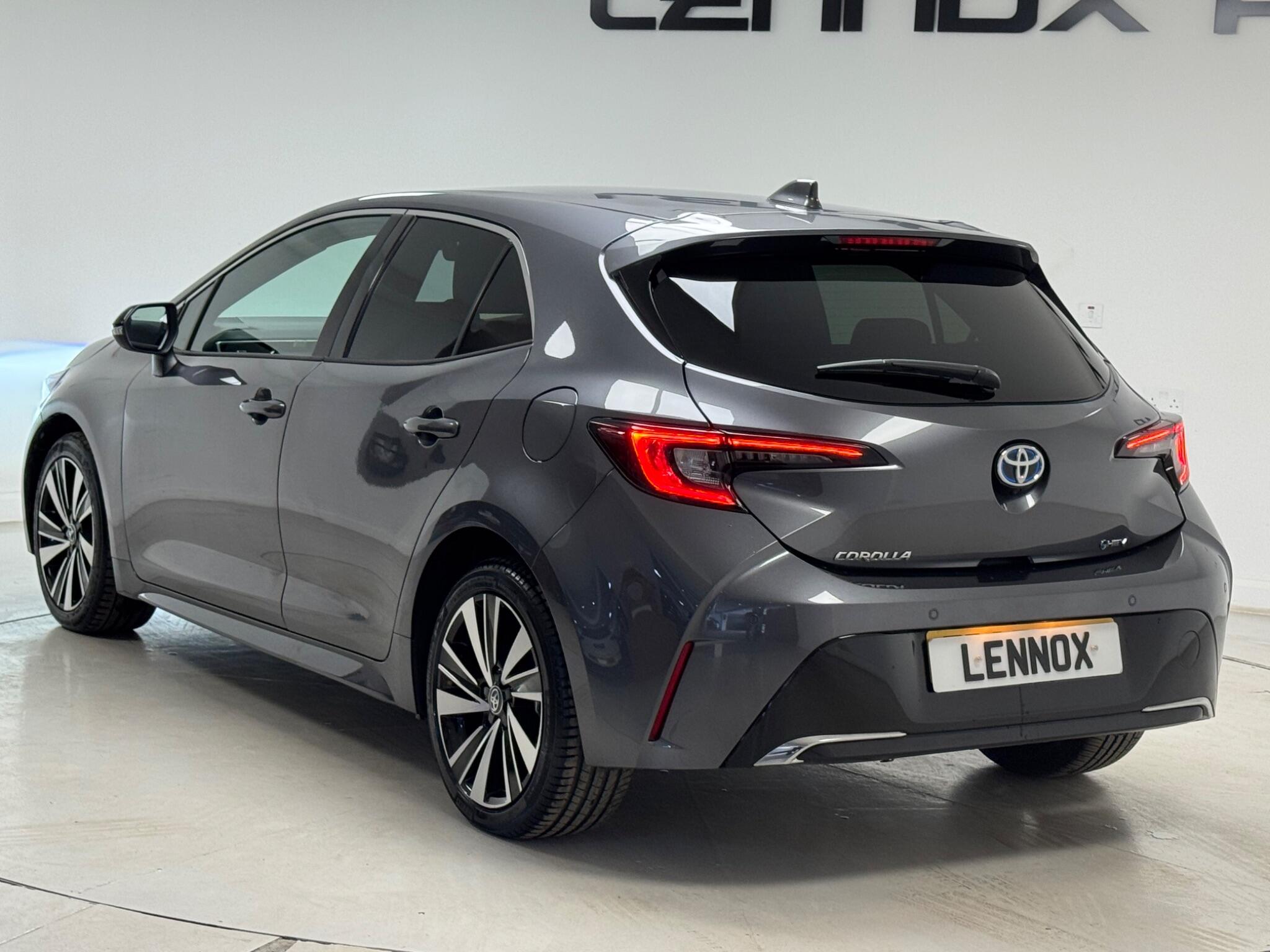 Toyota Corolla view 3