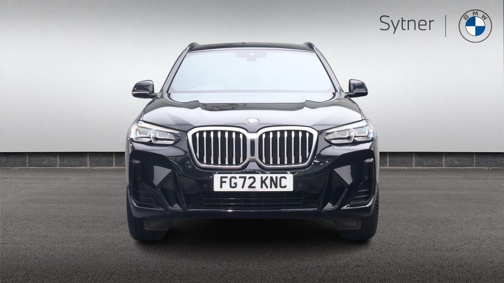 BMW X3 view 16