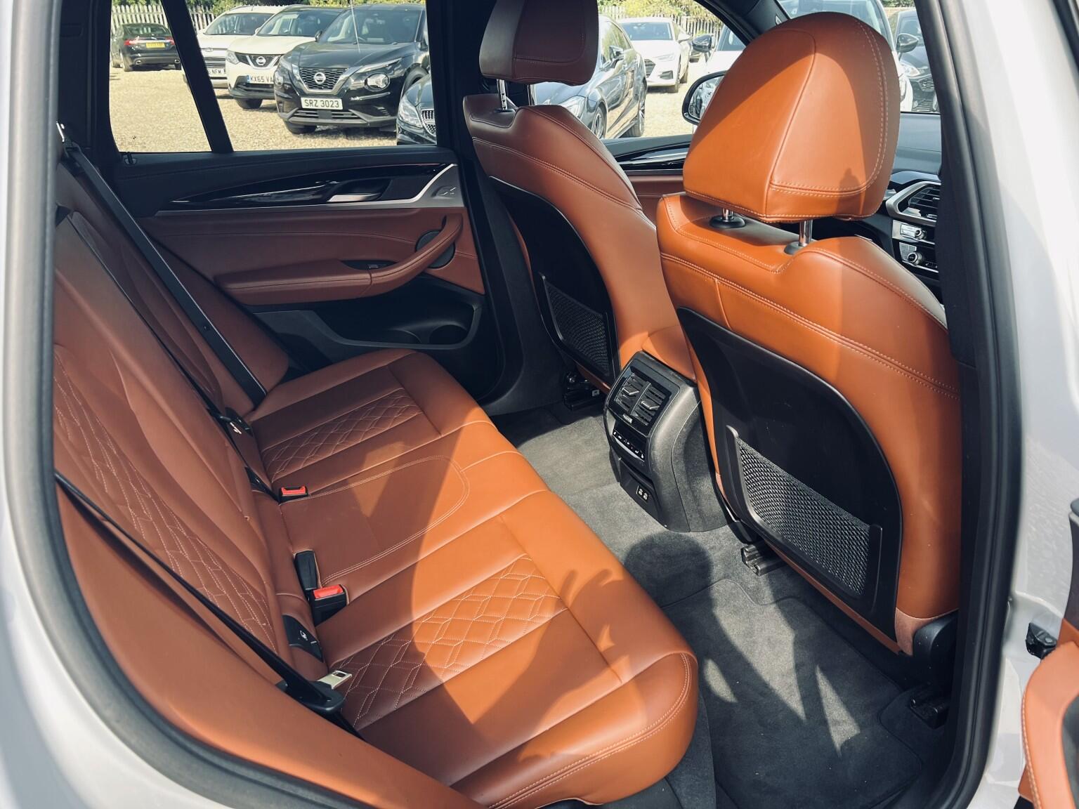 BMW X3 view 25