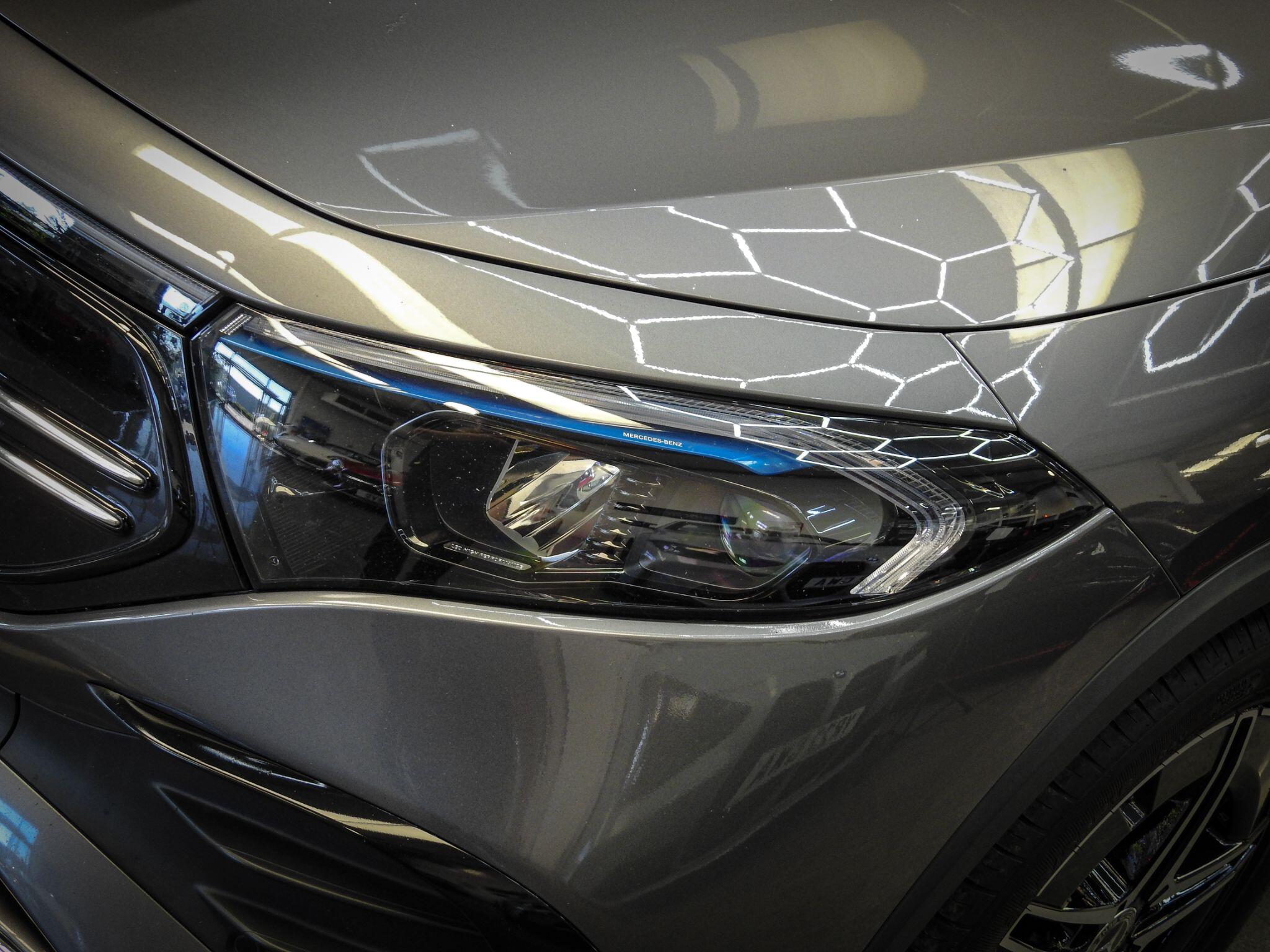 Mercedes-Benz Eqa view 11