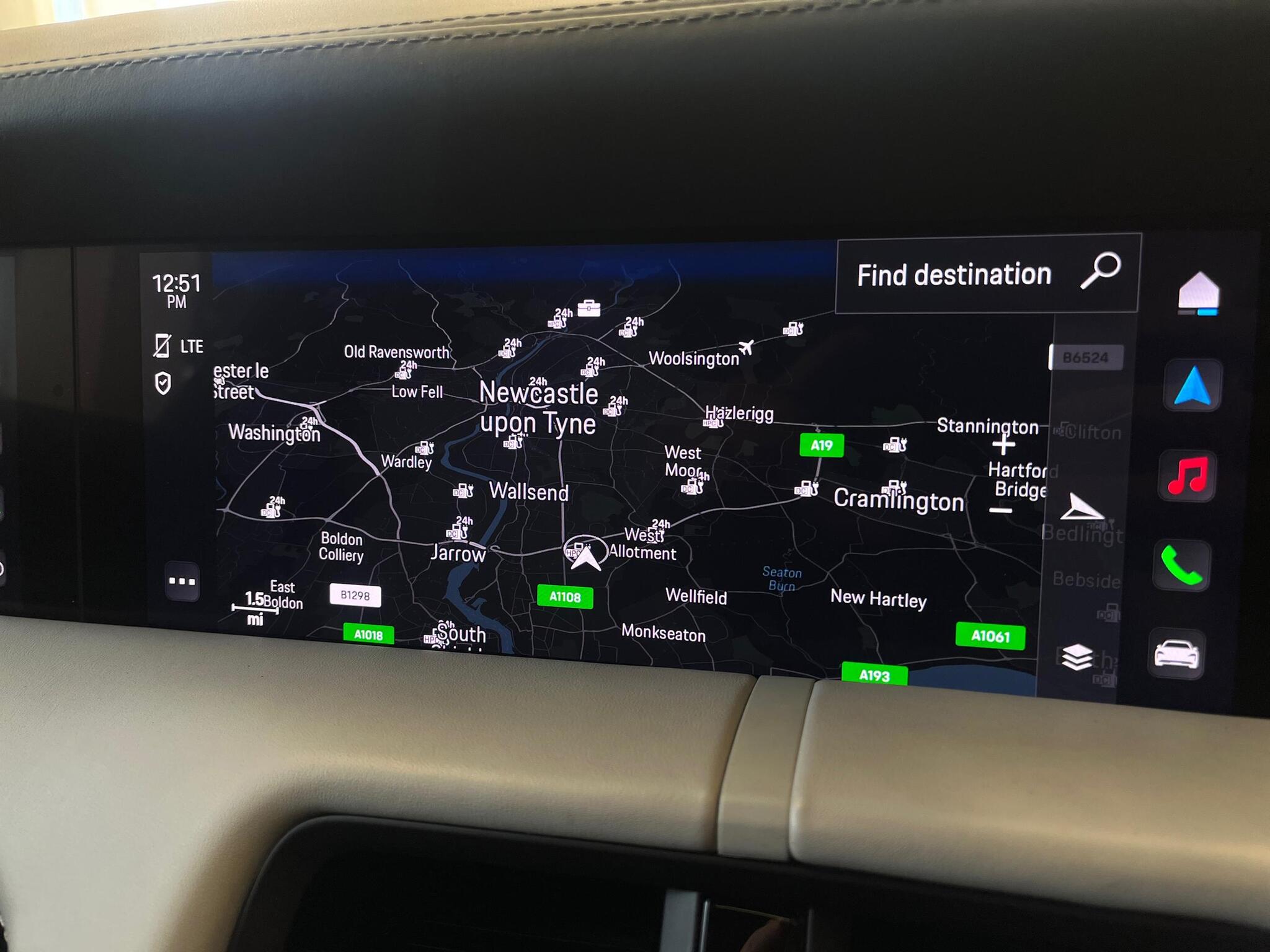 Porsche Taycan view 32