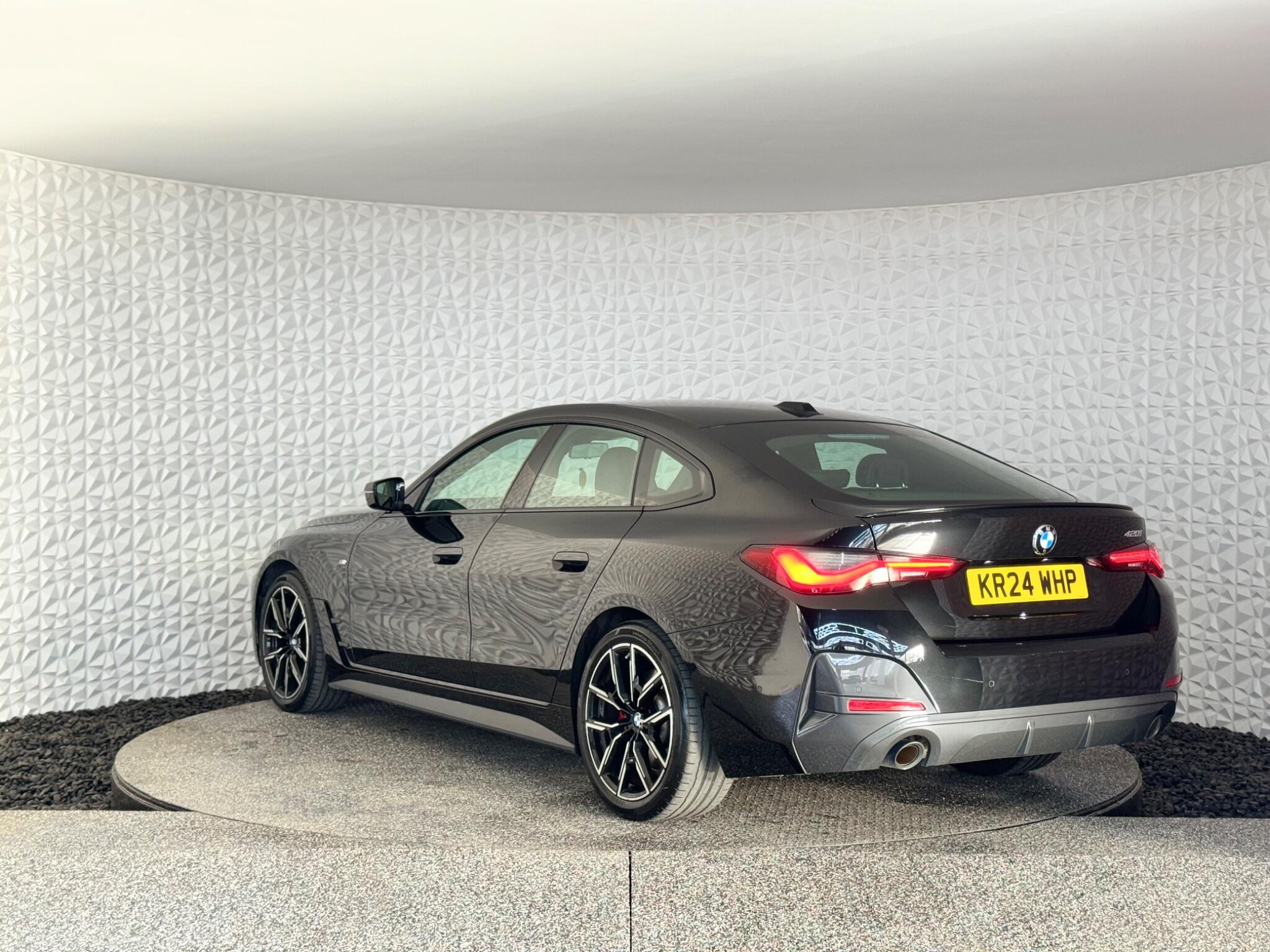 BMW 4 Series view 16