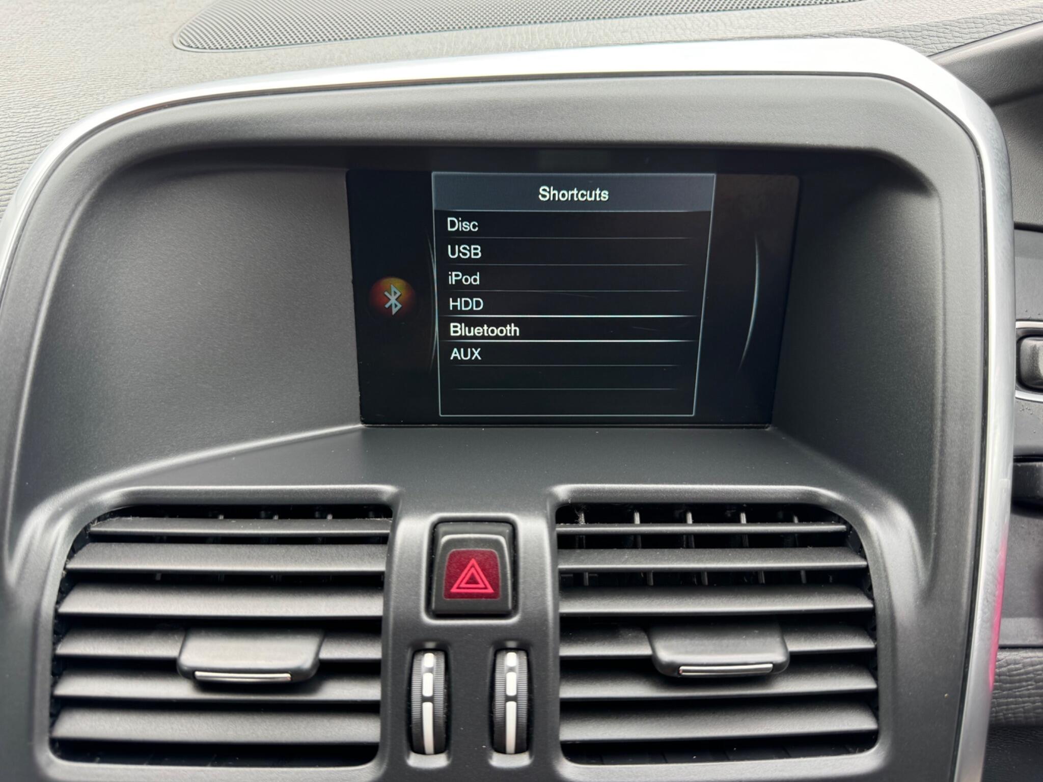 Volvo XC60 view 19