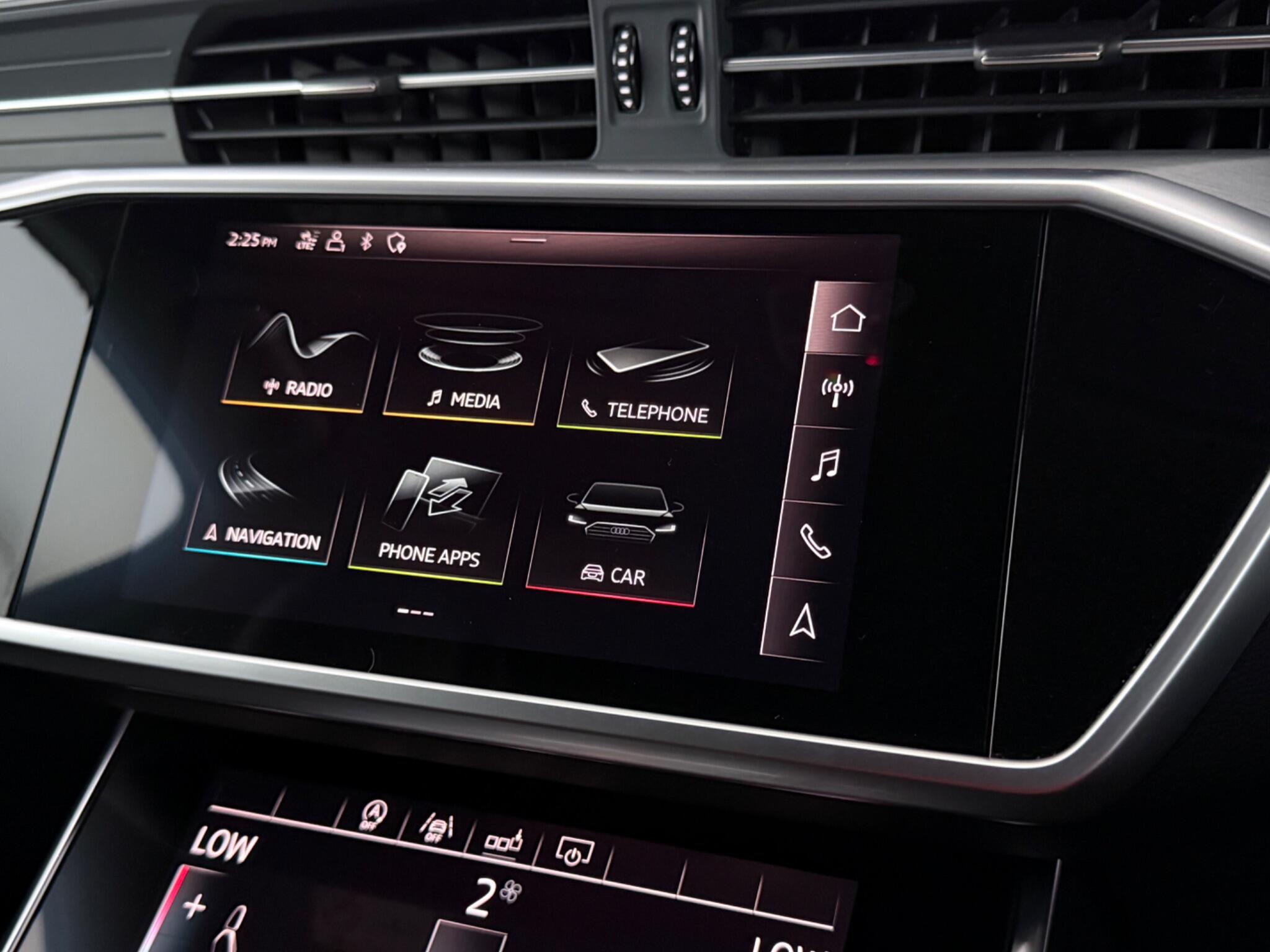 Audi A6 view 22