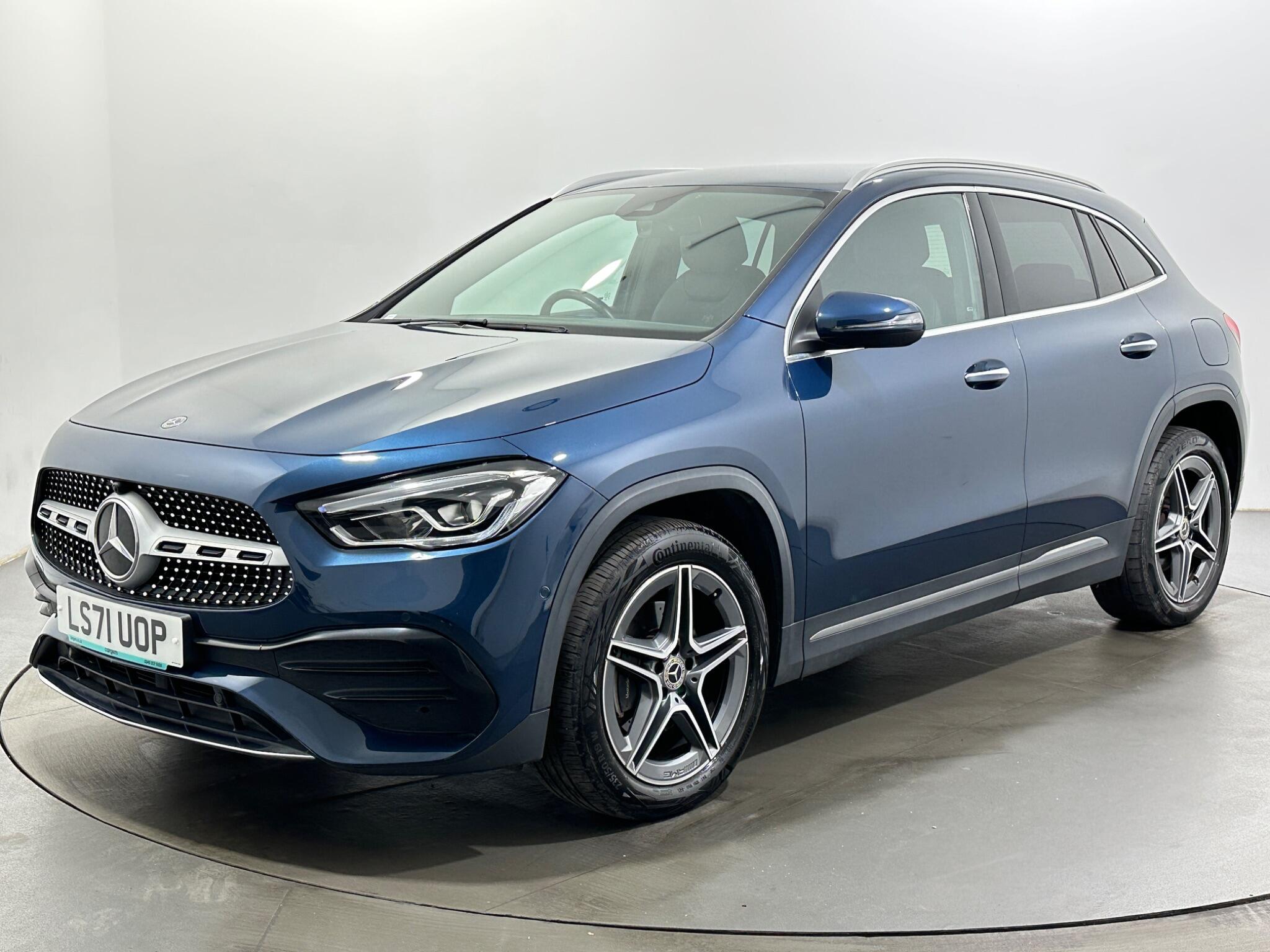 Mercedes-Benz Gla view 4