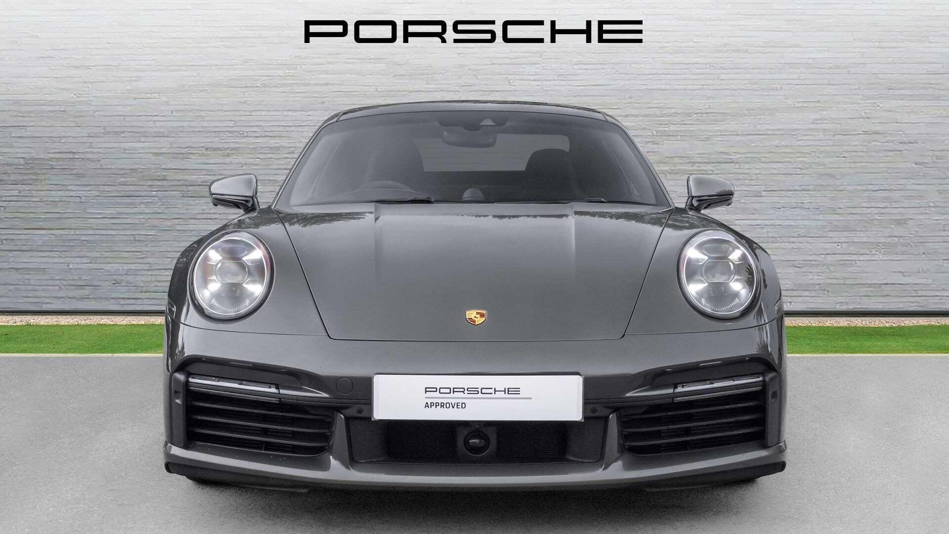 Porsche Panamera view 9