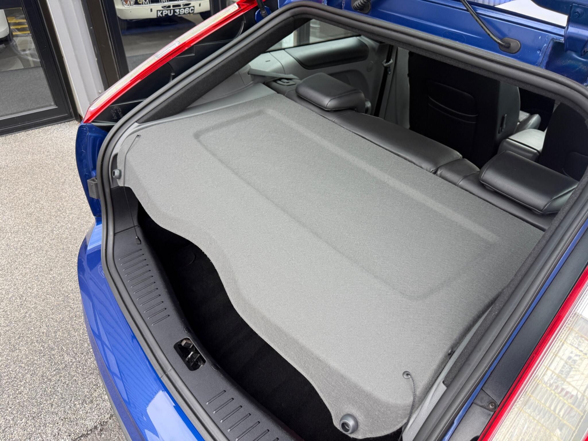 Ford Focus view 44