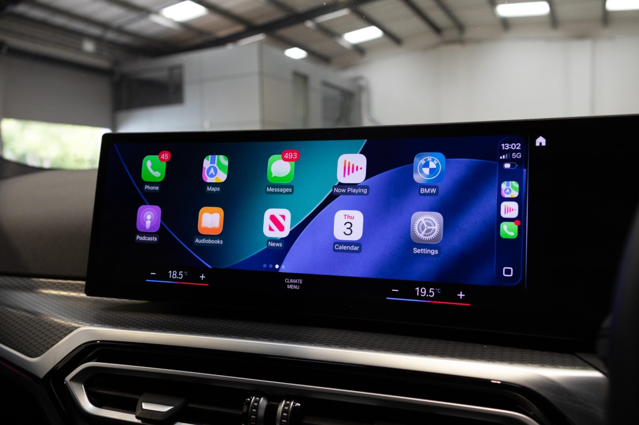 BMW 3 Series view 19