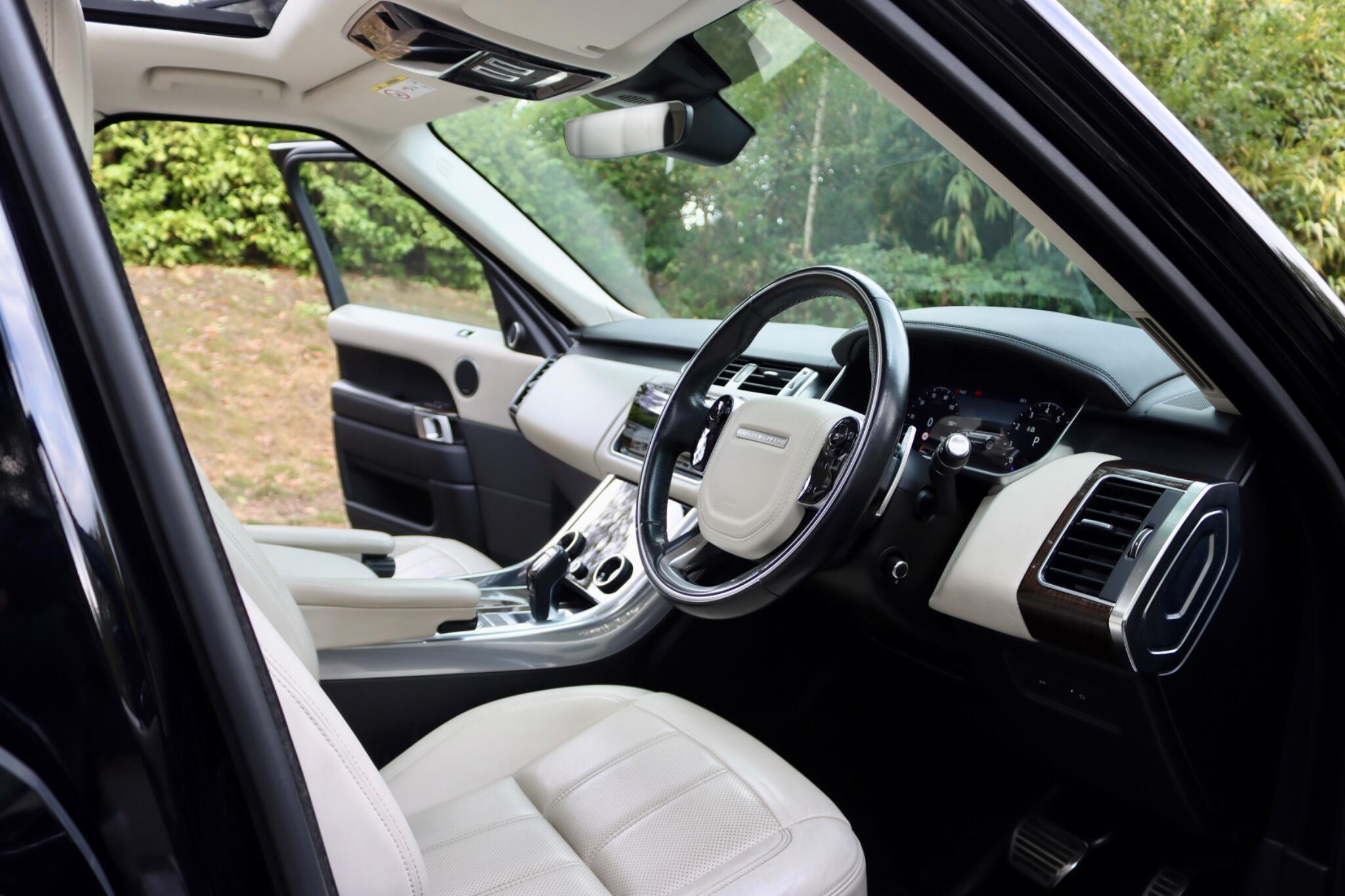 Land Rover Range Rover Sport view 16