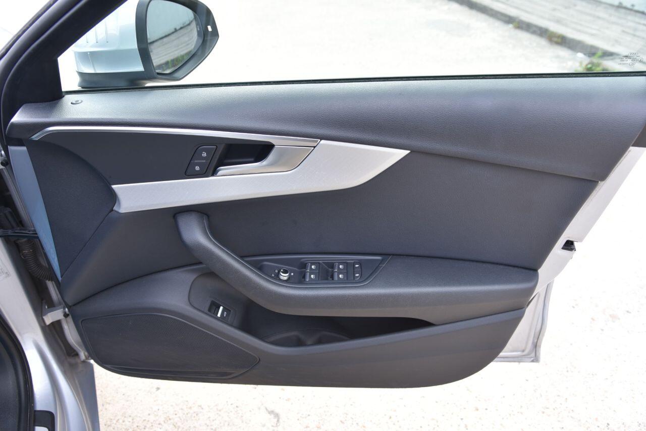 Audi A4 view 56