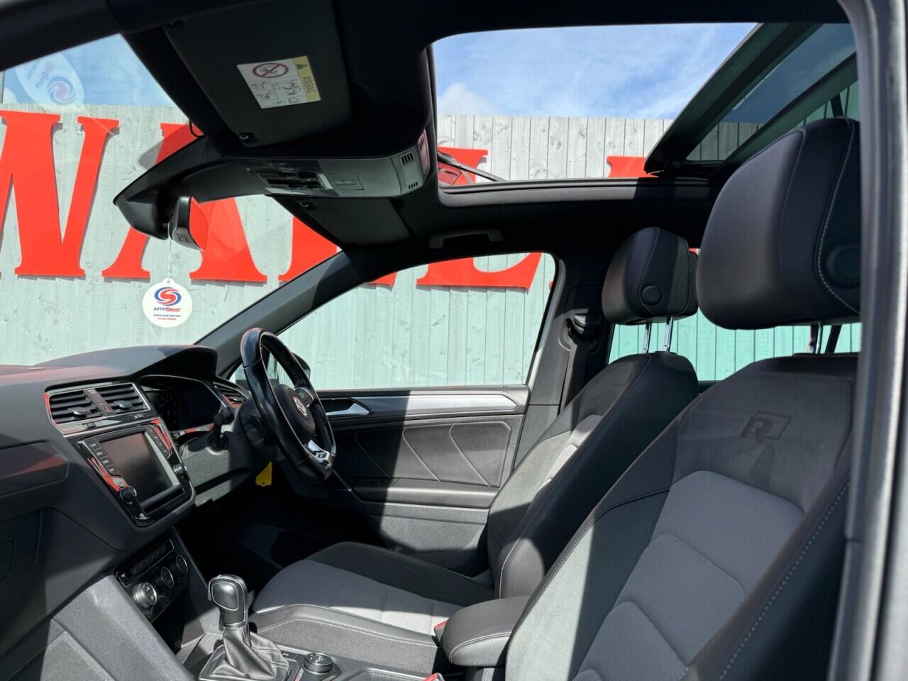 Volkswagen Tiguan view 25