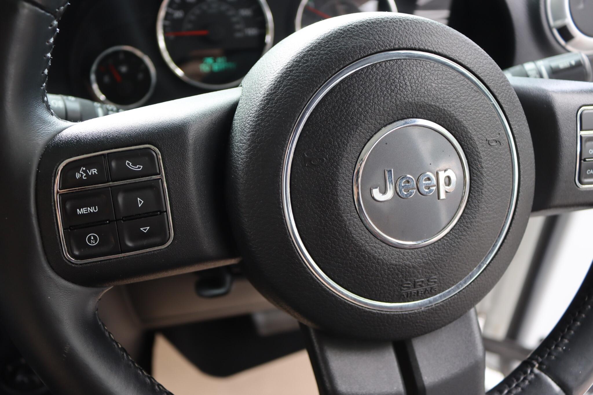 Jeep Wrangler view 37