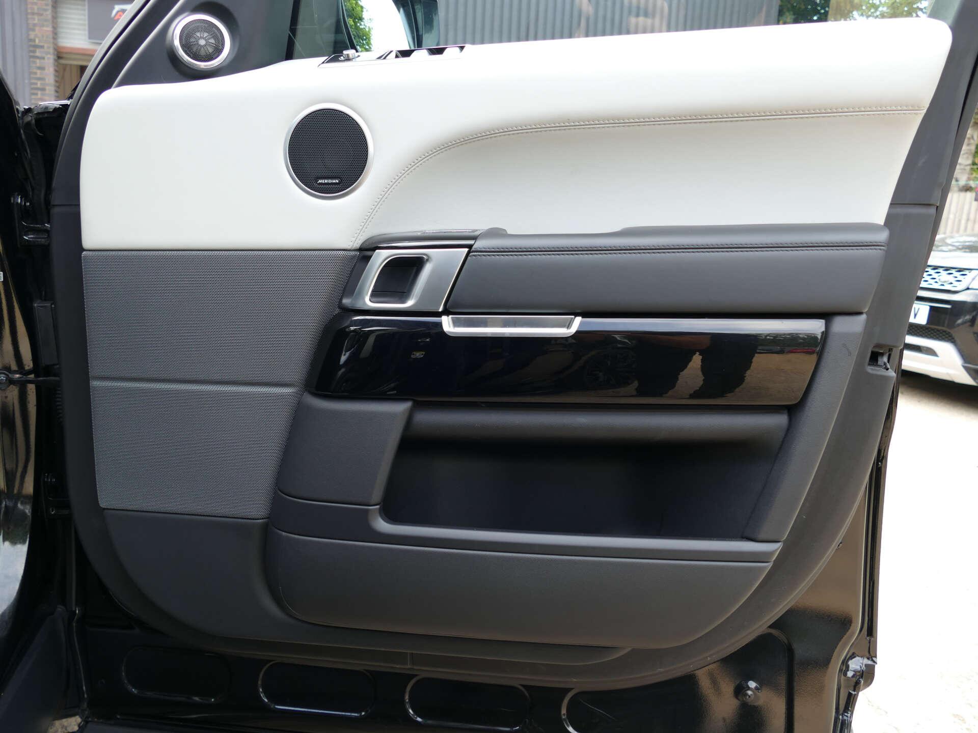 Land Rover Range Rover Sport view 48