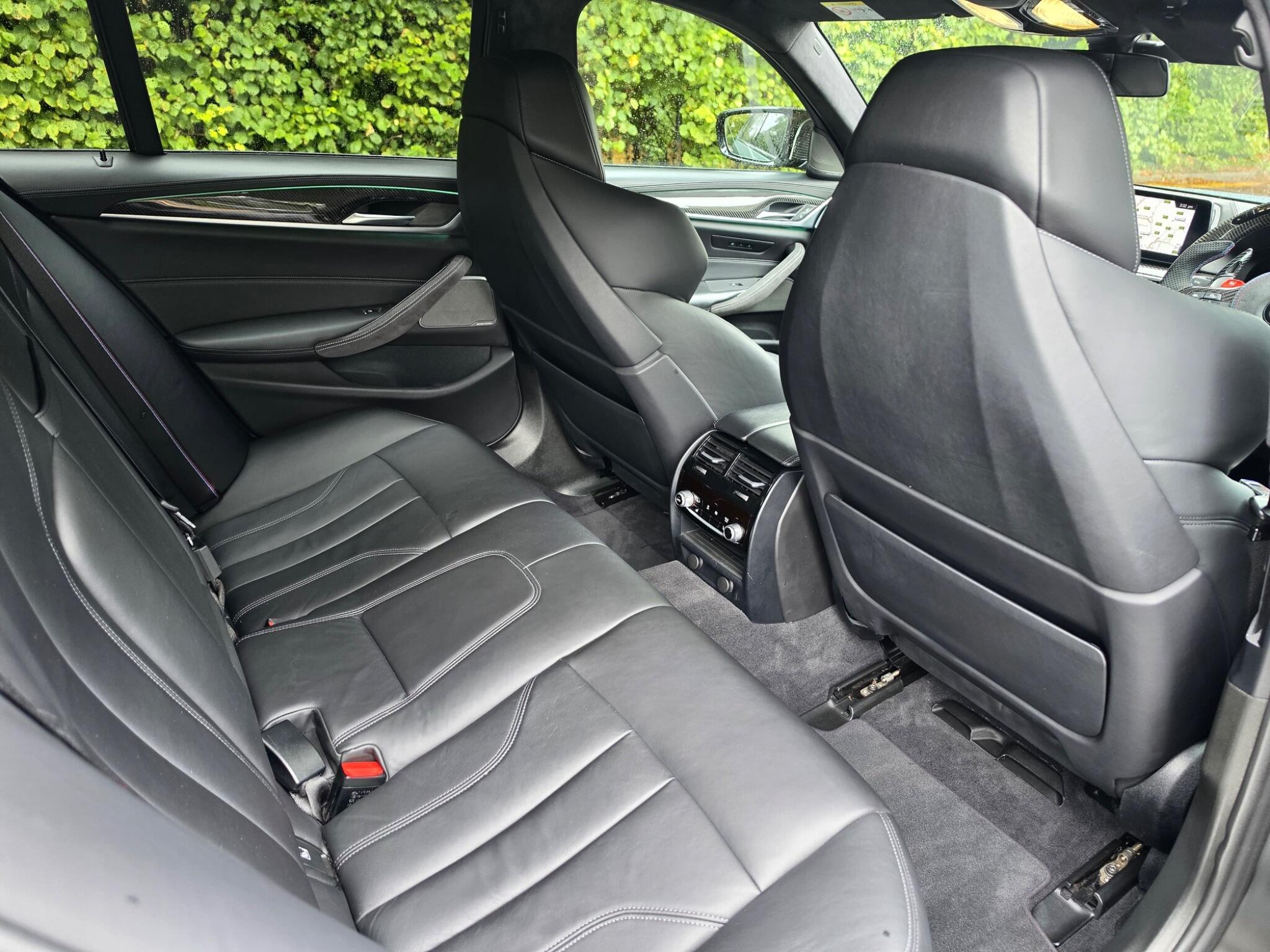 BMW M5 view 6