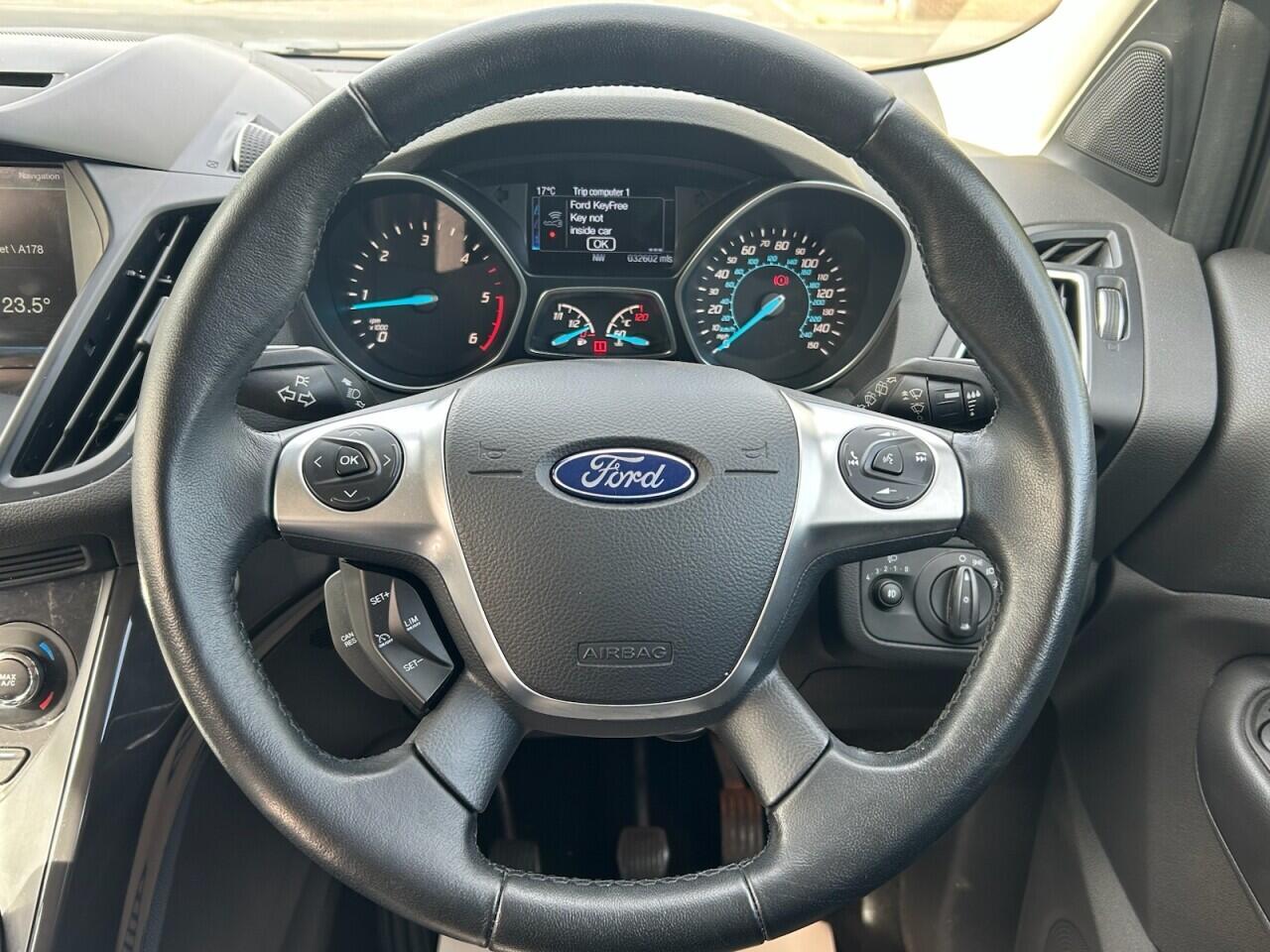 Ford Kuga view 23