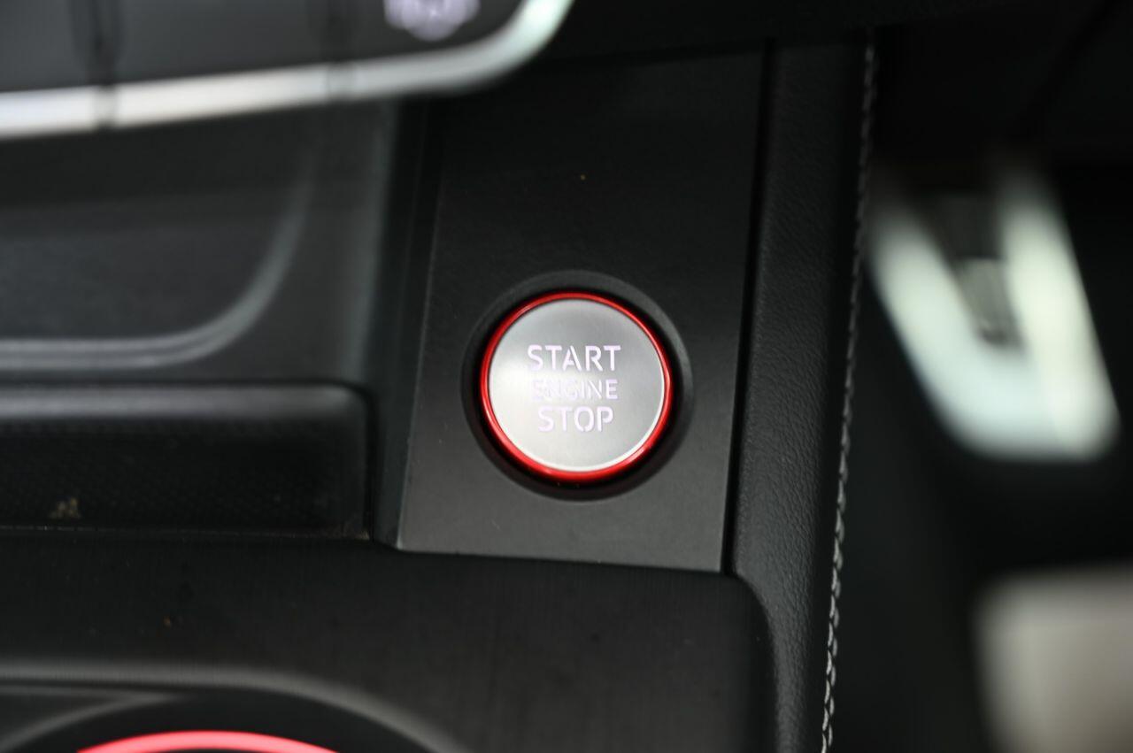 Audi S5 view 34
