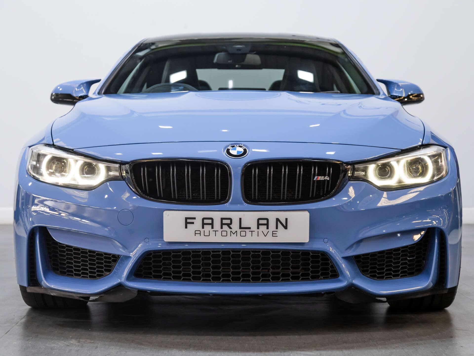 BMW M4 view 11