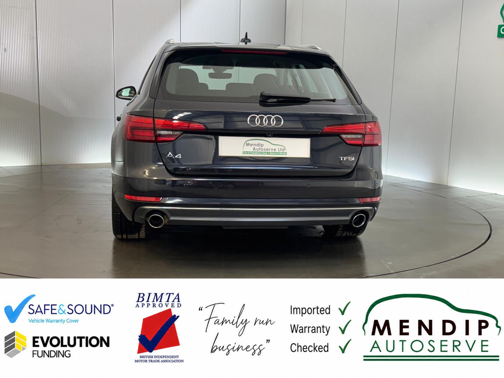 Audi A4 view 20