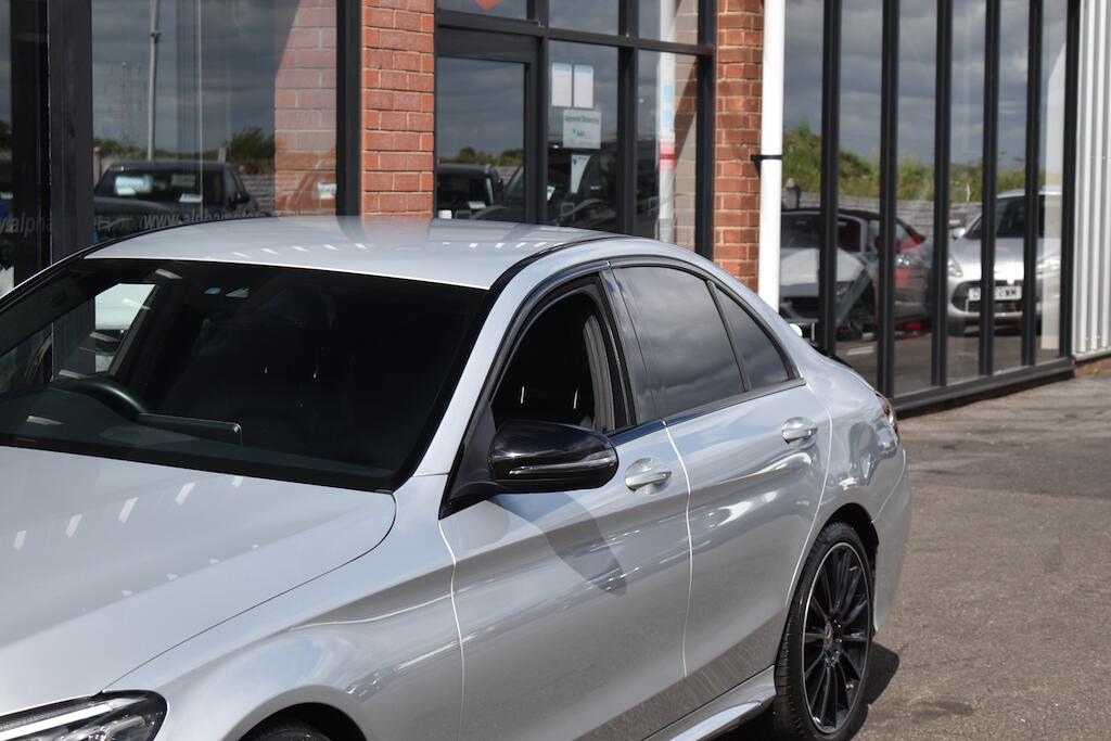 Mercedes-Benz C Class view 23