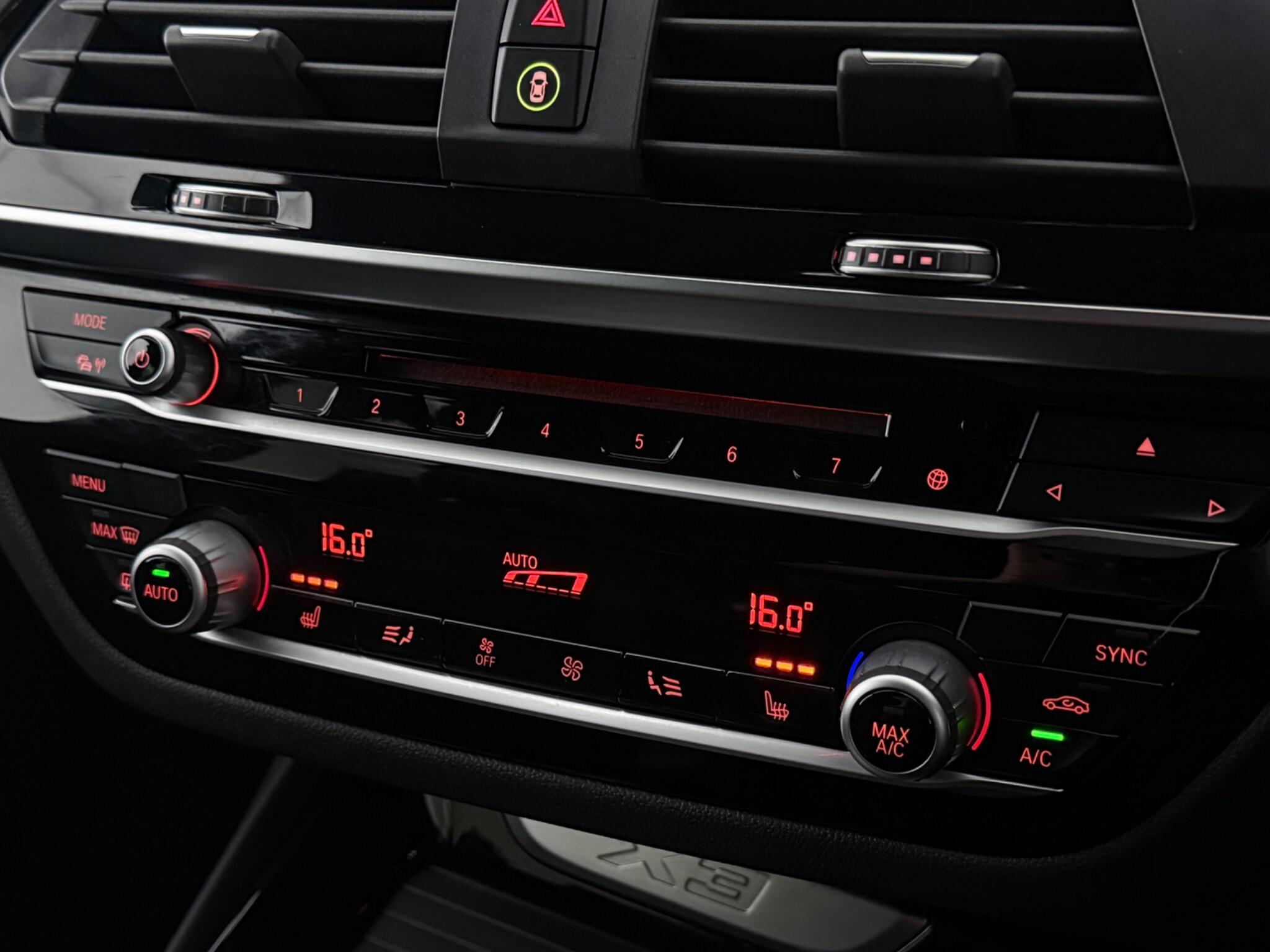BMW X3 view 21