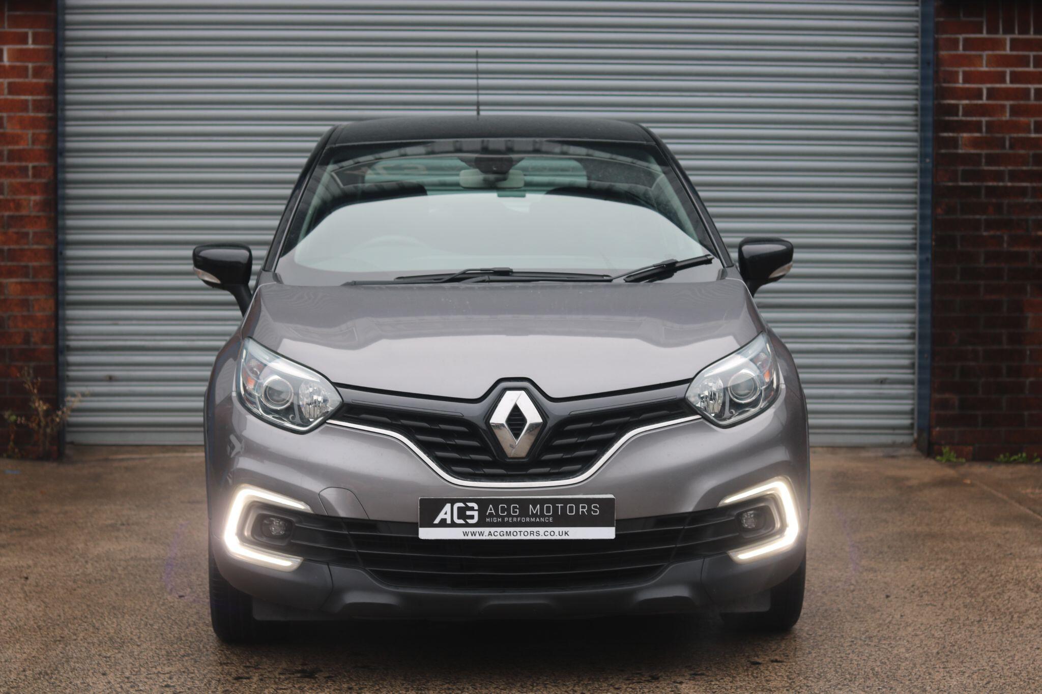 Renault Captur view 3