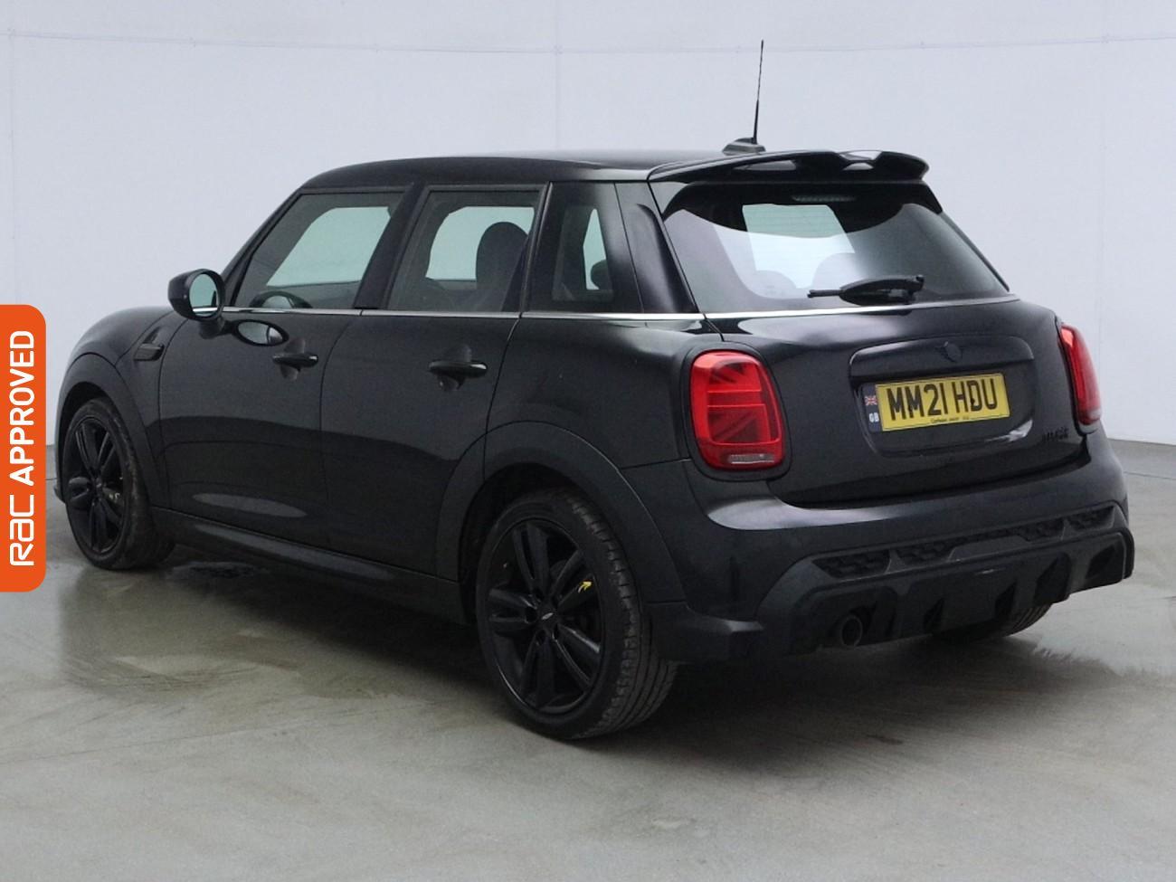 Mini Hatch view 4