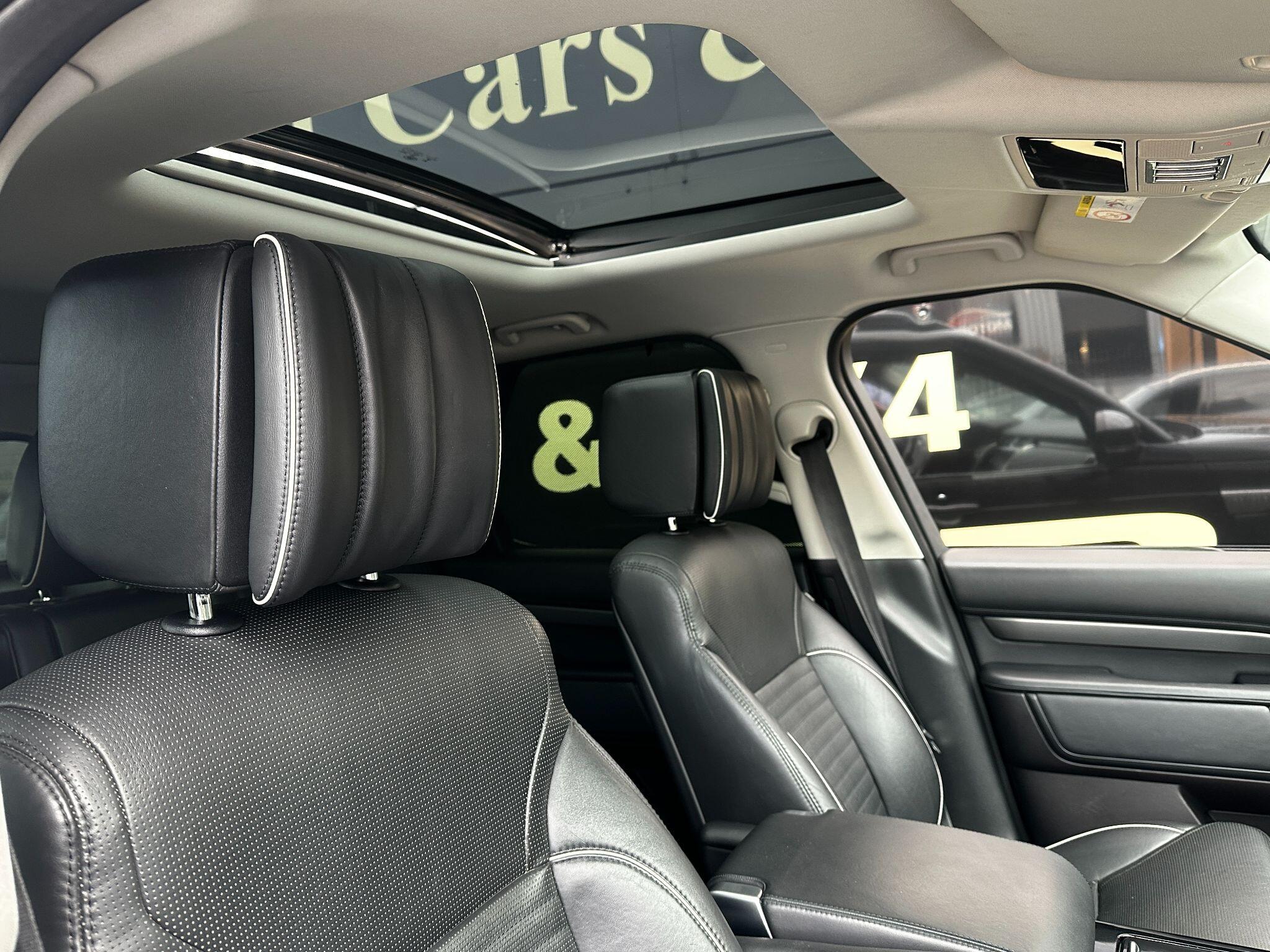 Land Rover Discovery view 5