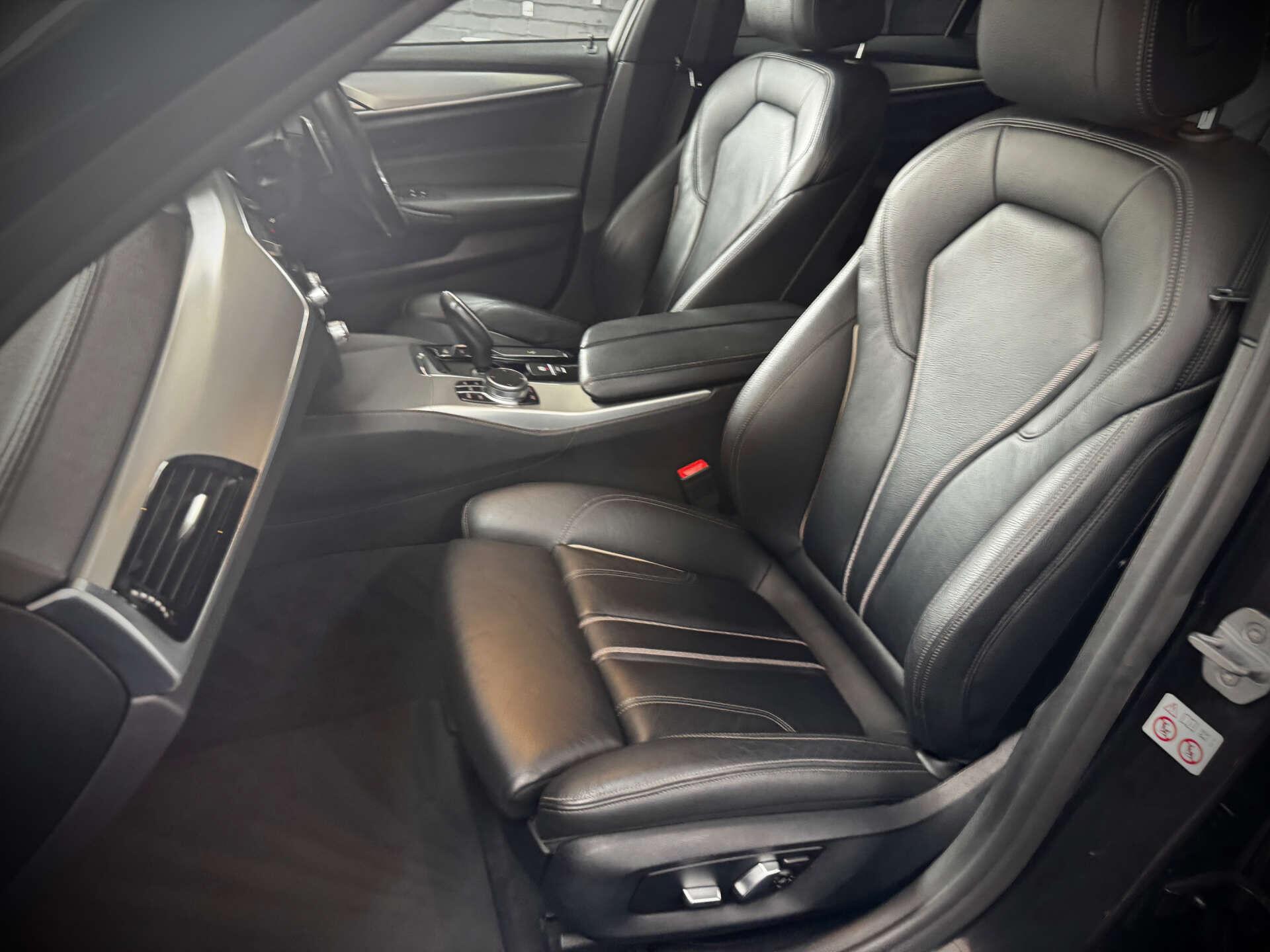 BMW 5 Series view 59