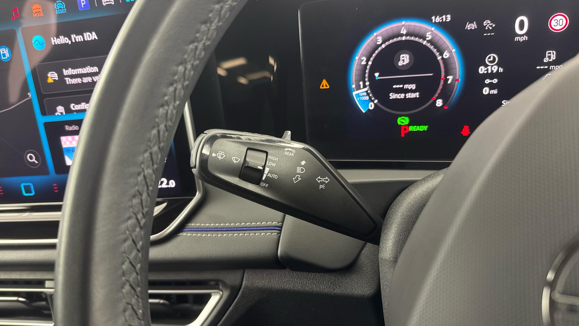 Volkswagen Tiguan view 35