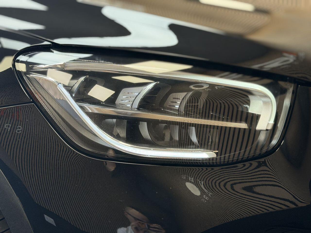 Mercedes-Benz GLC view 19