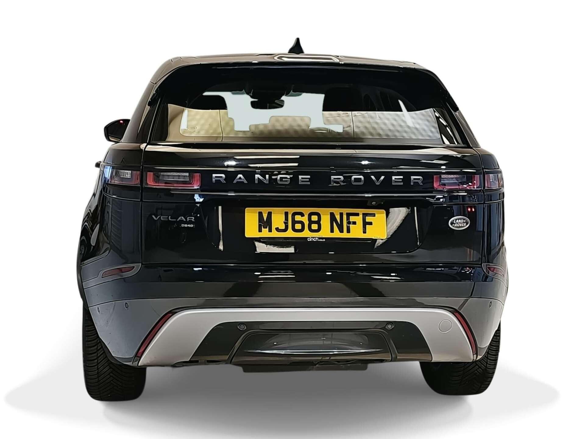 Land Rover Range Rover Velar view 4