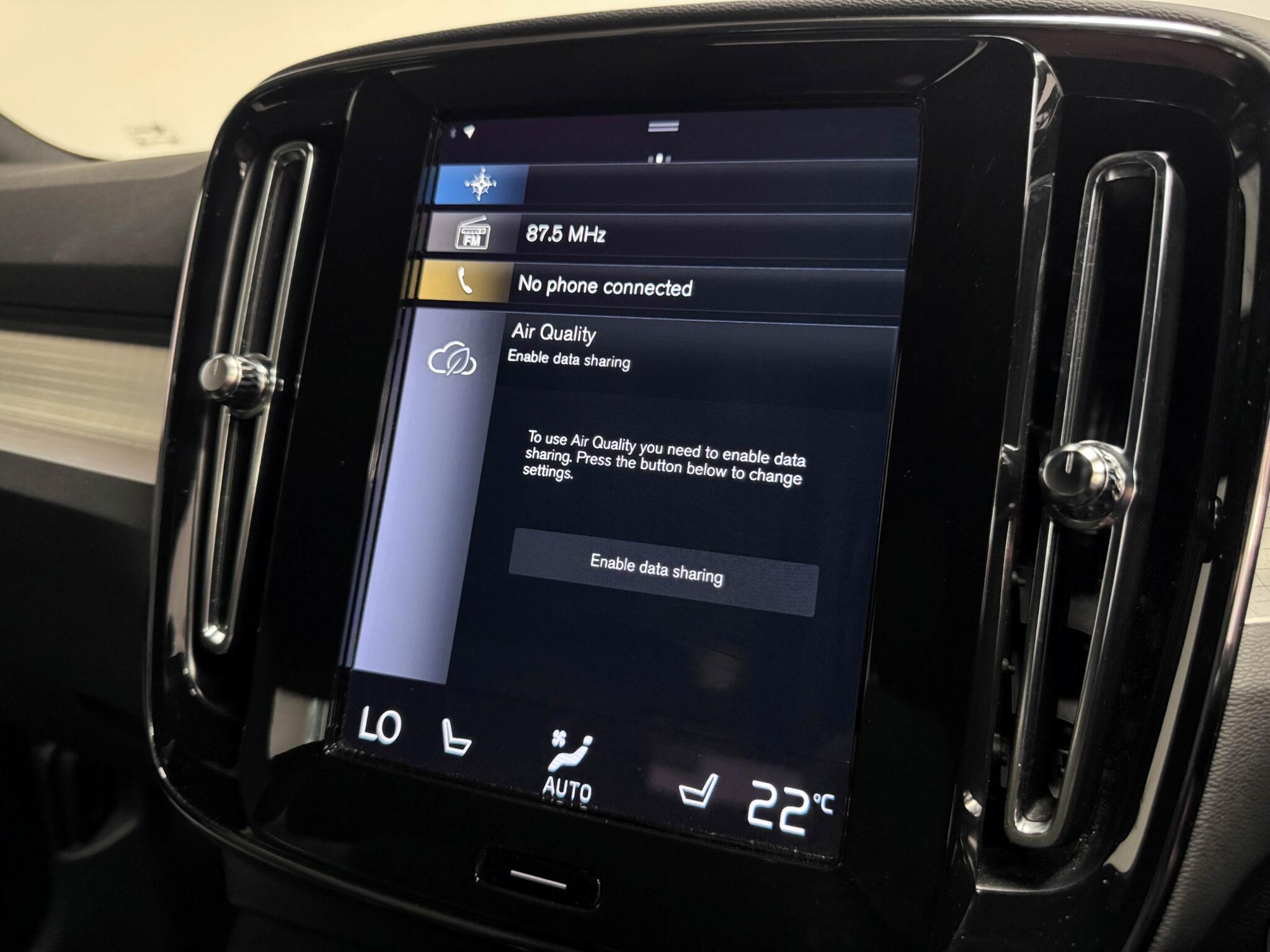 Volvo XC40 view 44