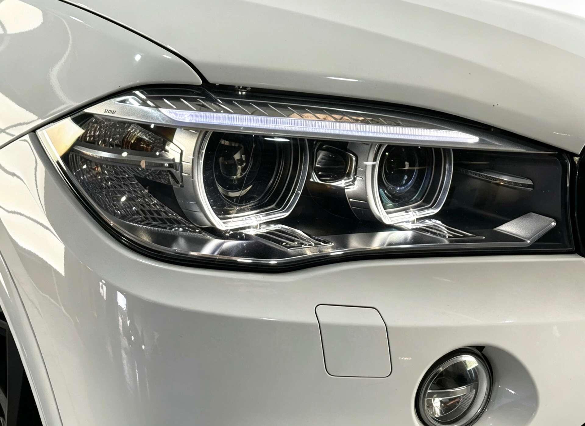 BMW X5 view 5