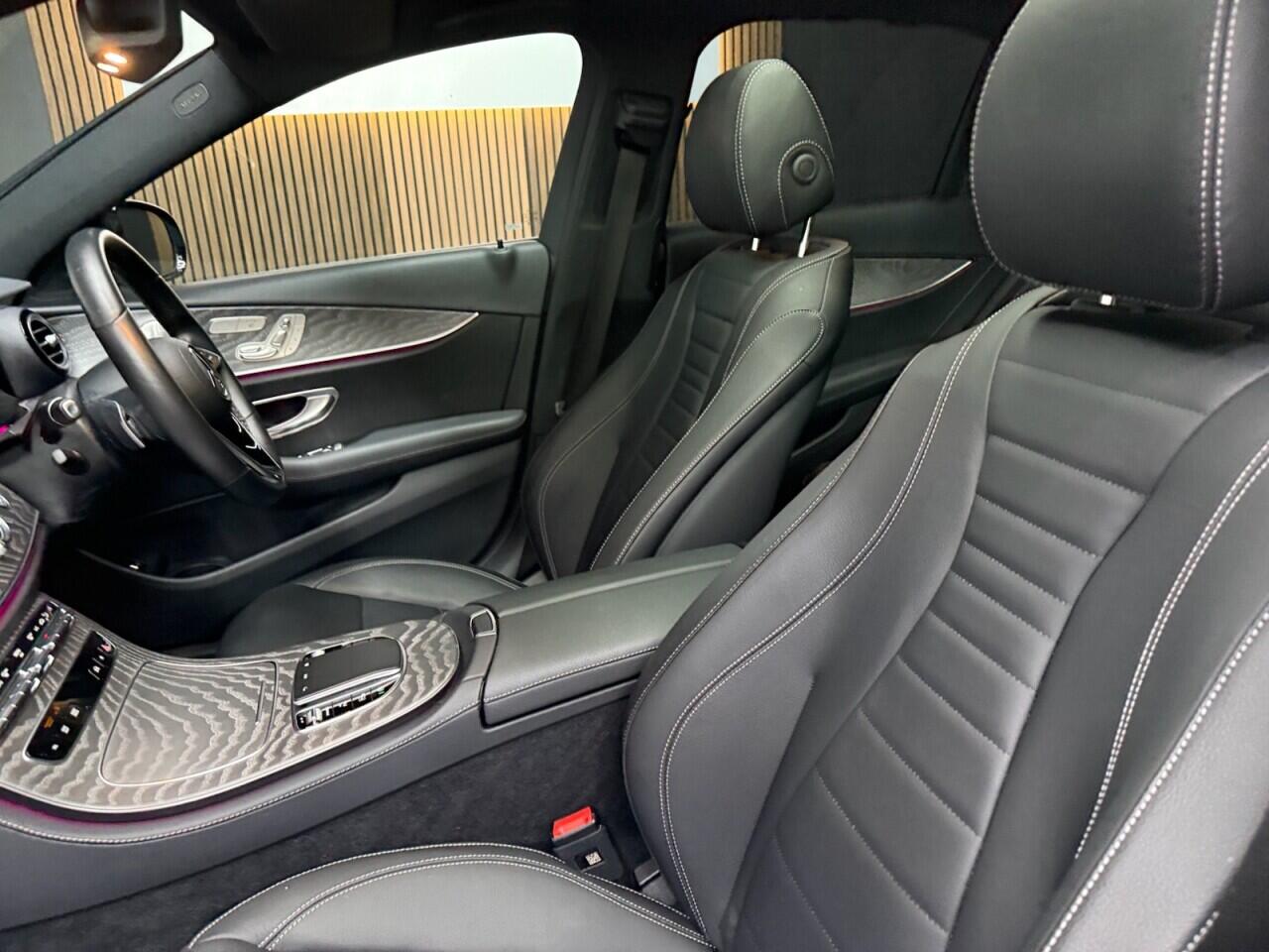 Mercedes-Benz E-Class view 29