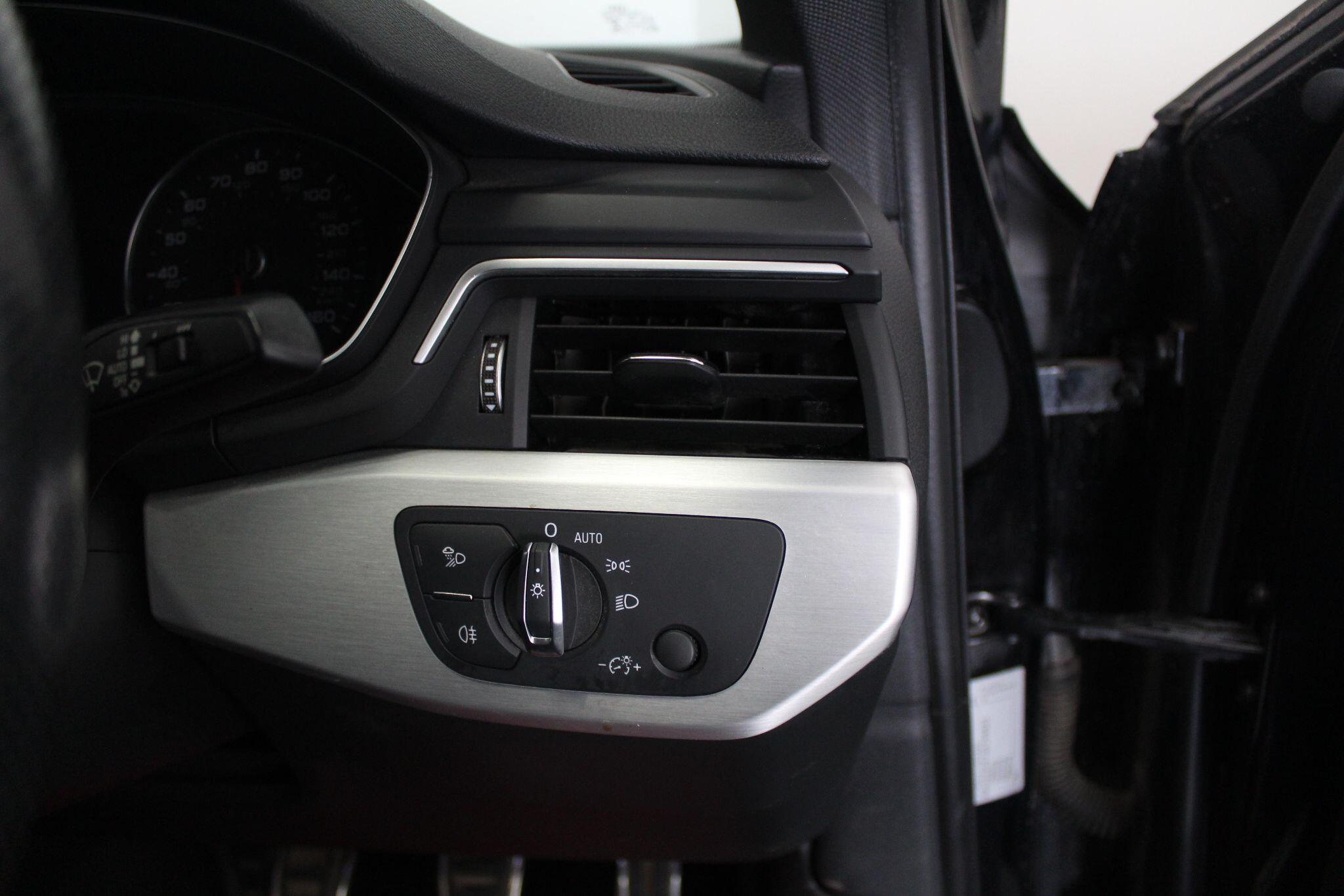 Audi A4 view 46