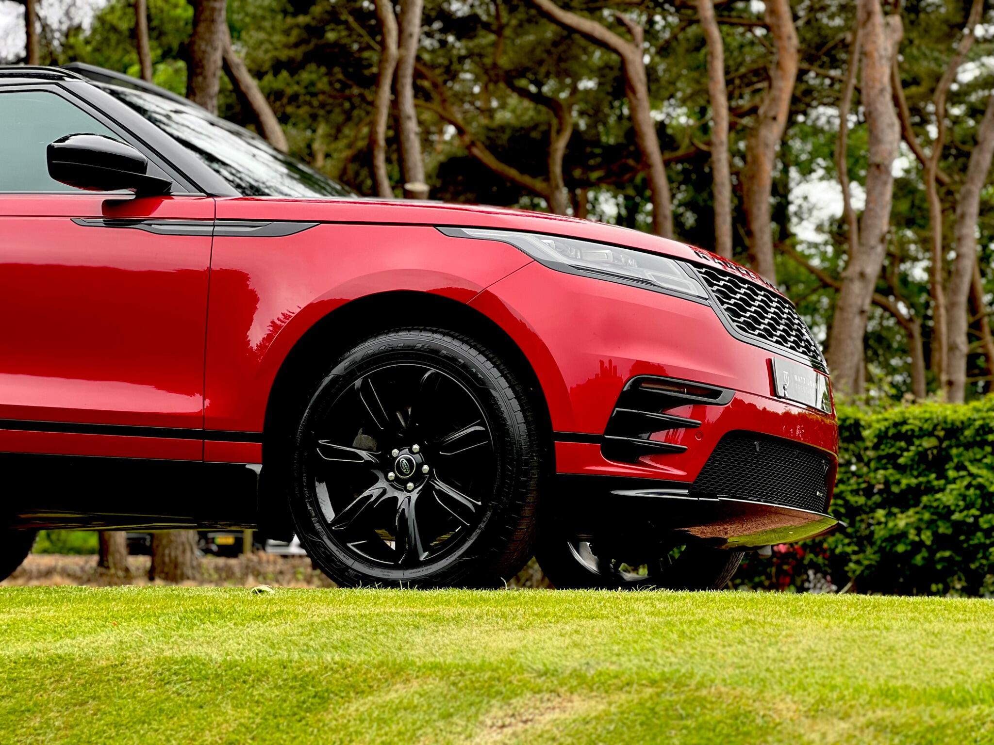 Land Rover Range Rover Velar view 10