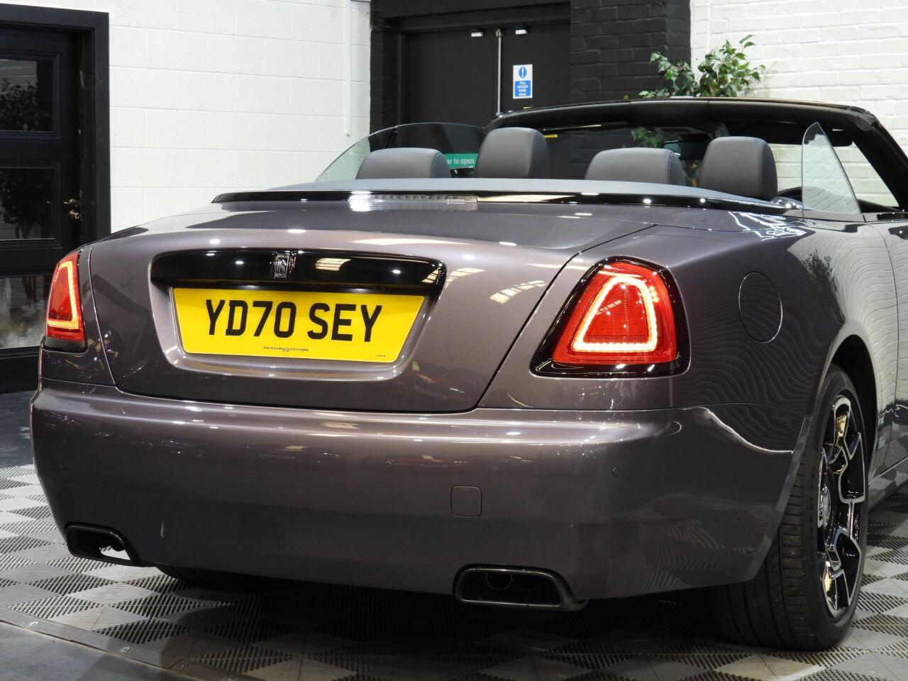 Rolls-Royce Dawn view 53